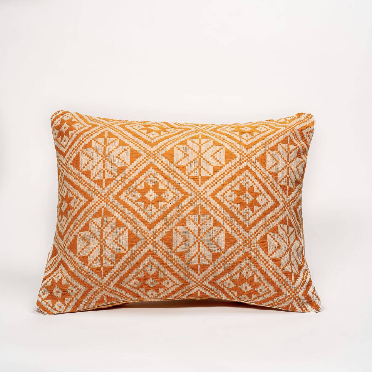Coussin Dokmai orange