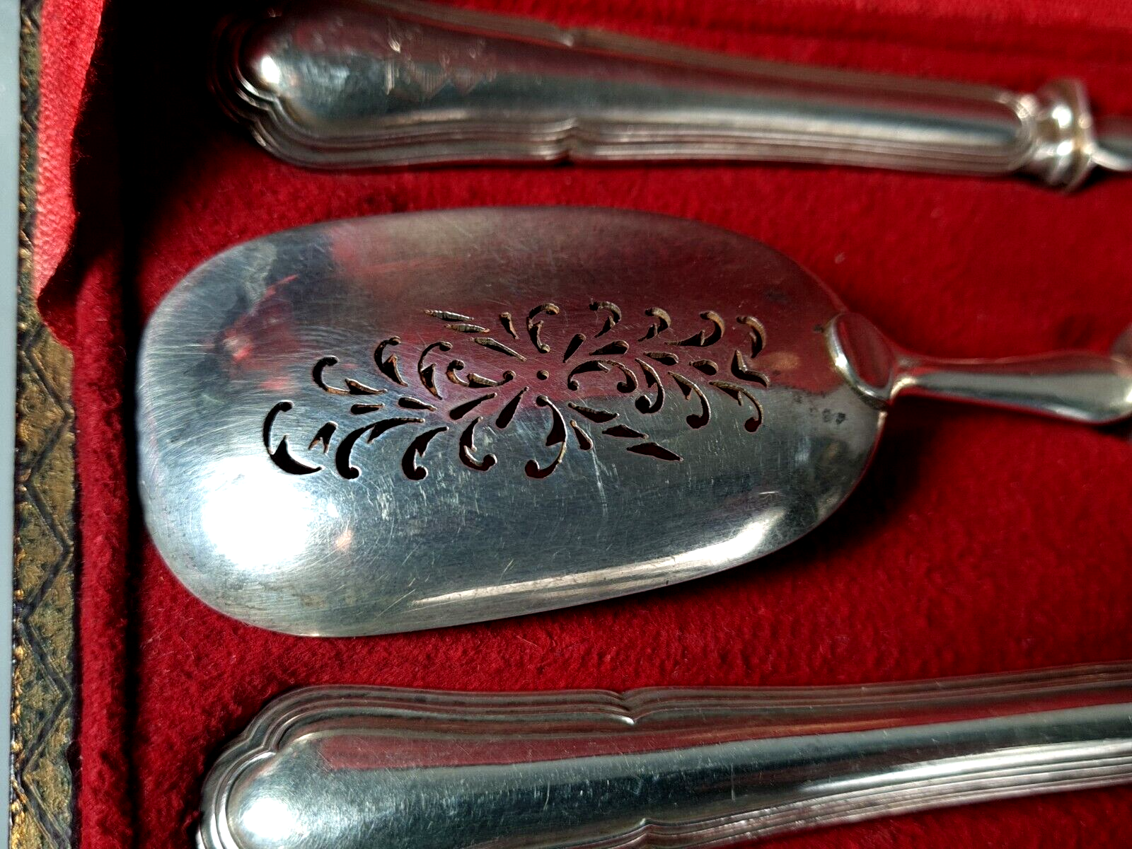 Service of 4 cutlery with silver sweets 201 gr late nineteenth century SB