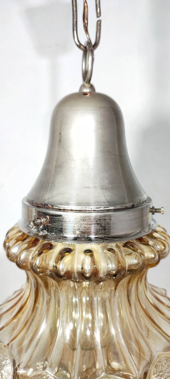 Lámpara de techo de cristal. España, 1940s.