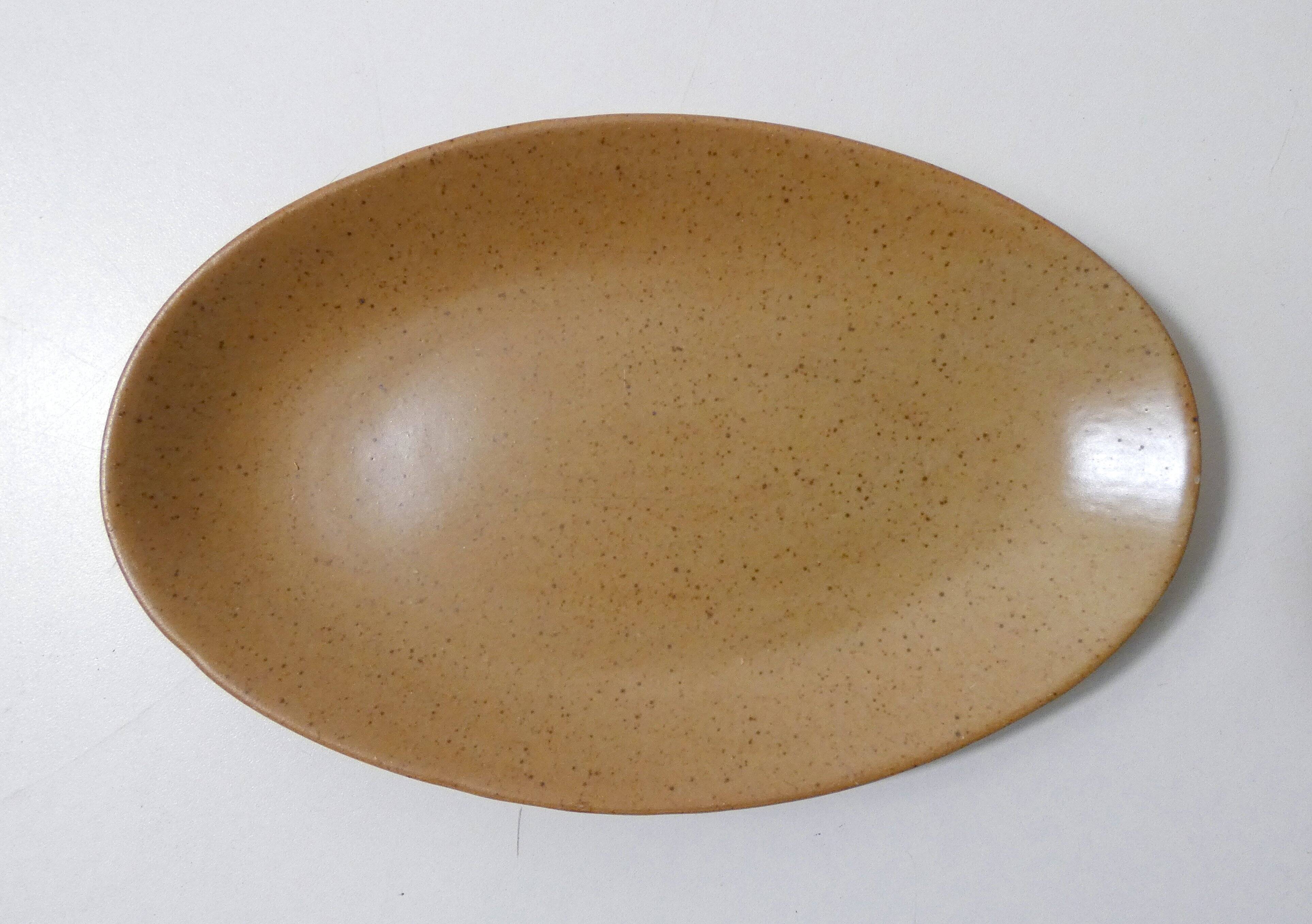 2 stoneware dishes, vintage village