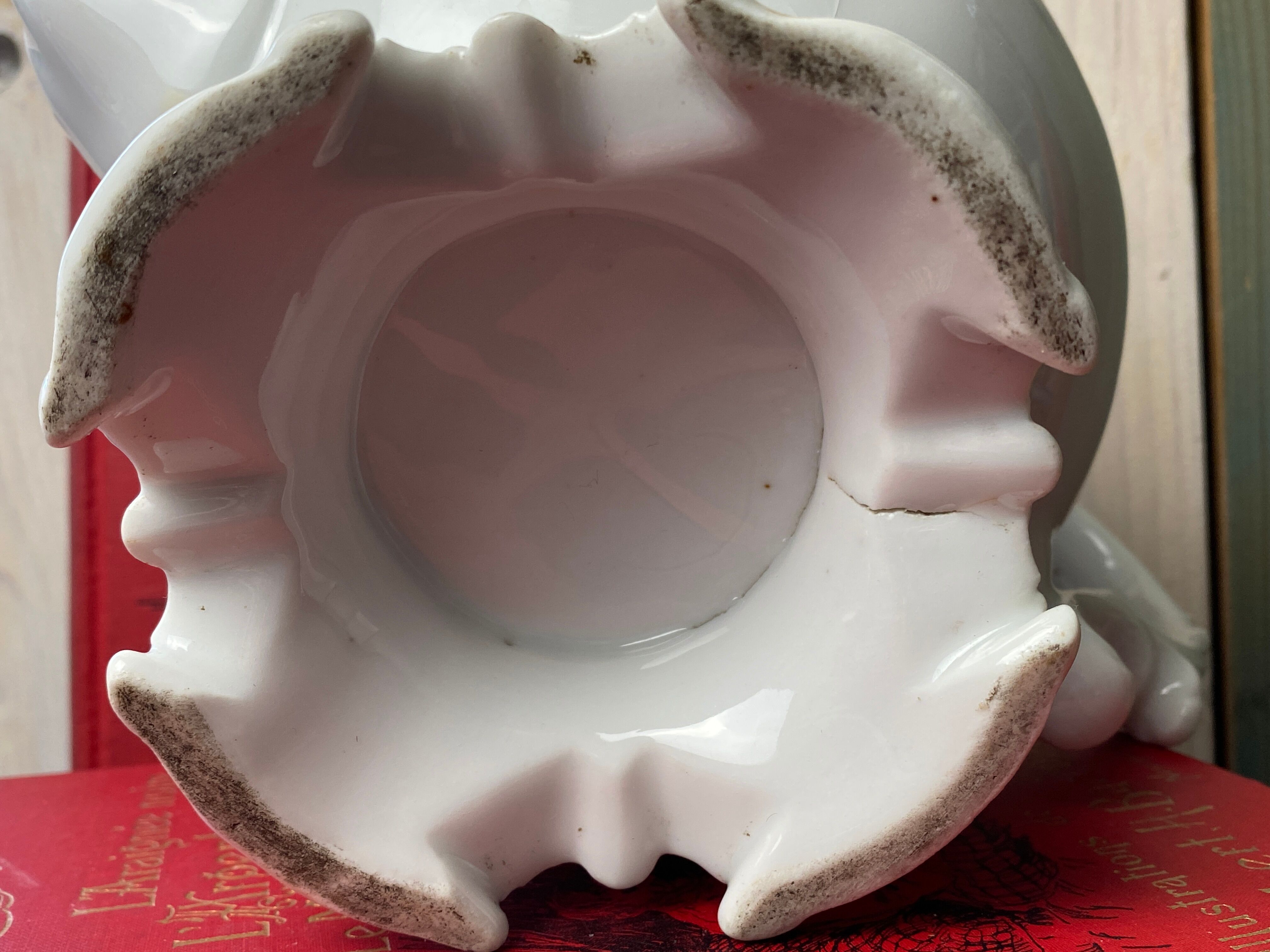 Large white porcelain teapot XIX