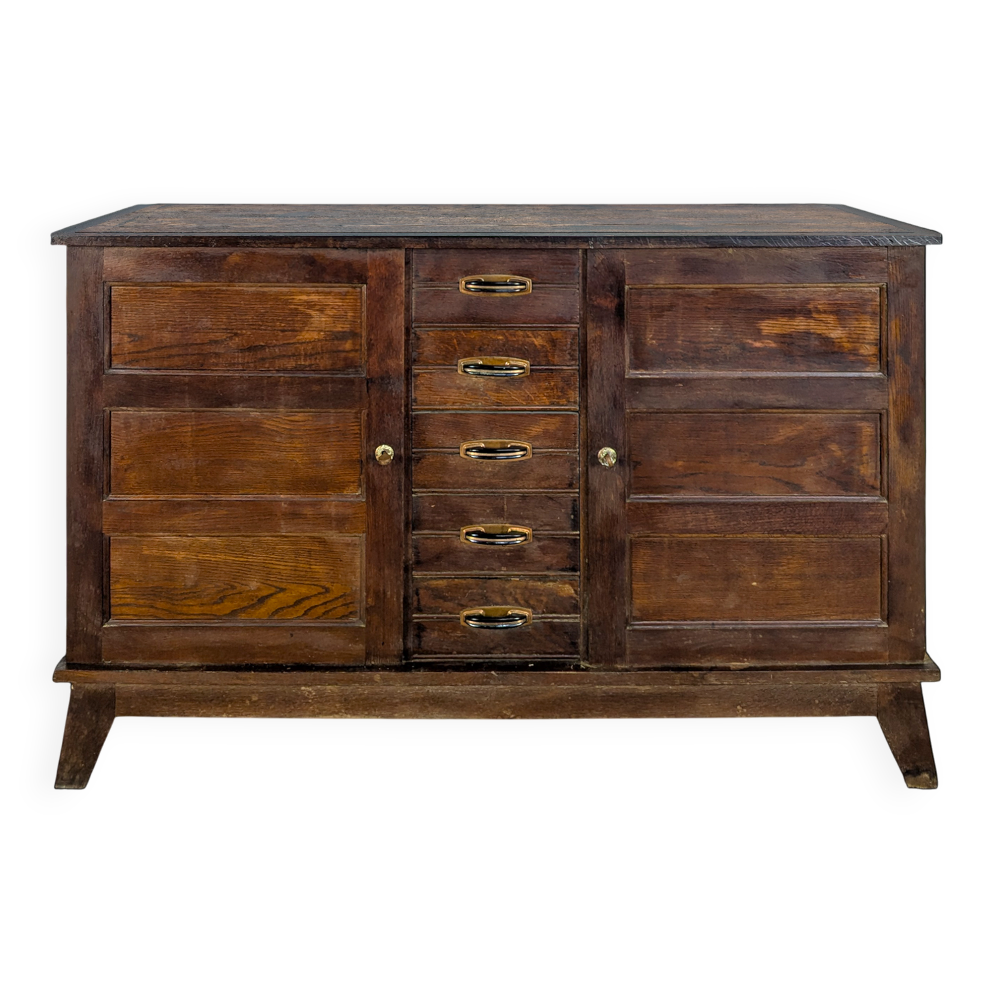 1950s buffet reconstruction by René Gabriel