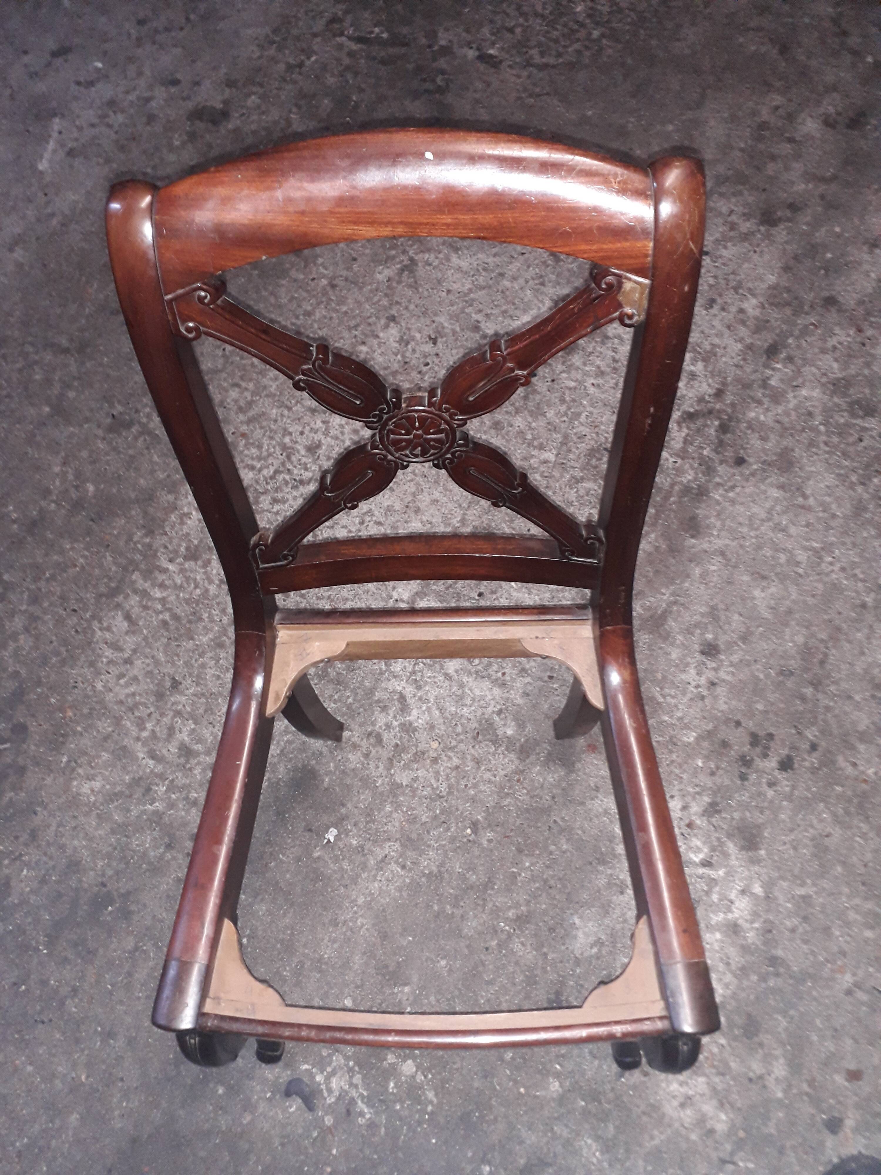 Chaise acajou retauration