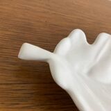 Porcelain empty pocket