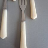 Ivory bakelite handle dessert forks. pack of 12
