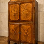 Secrétaire à abattant marqueté de style Louis XV vers 1900