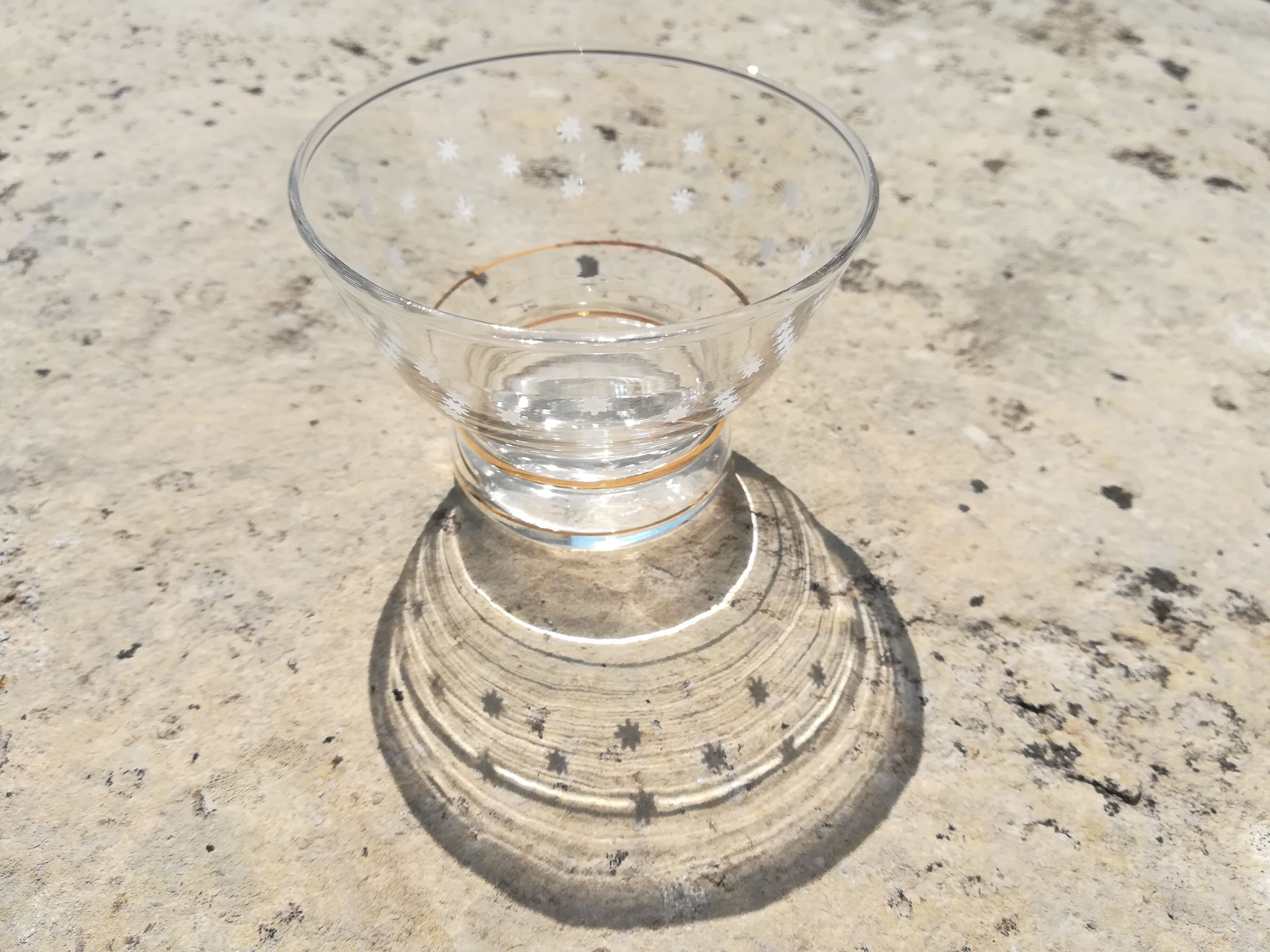 Lot of 10 glass cups