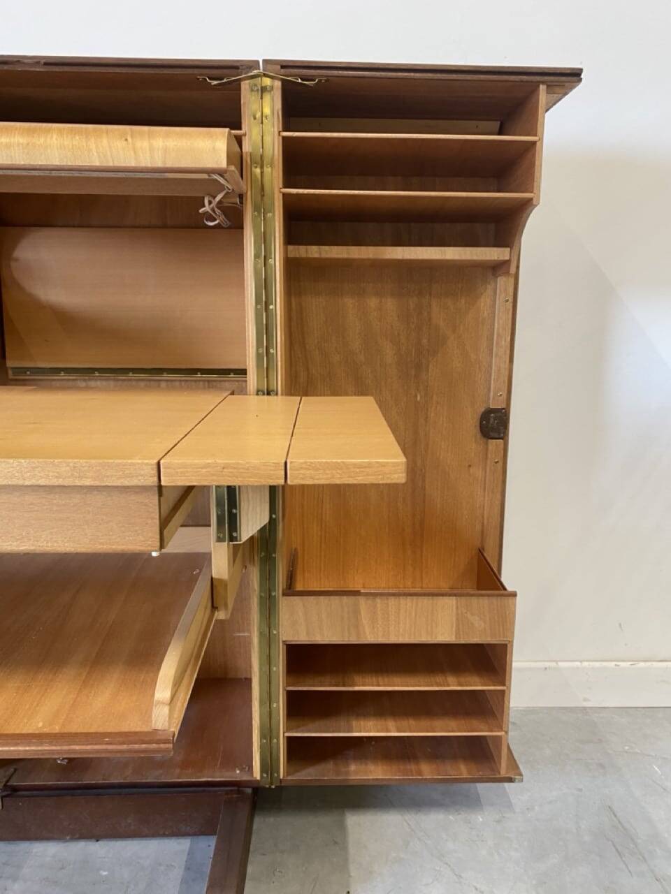 Office 'Magic Box' by Mumenthaler & Meier, Genestar Paris