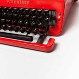 Typewriter Olivetti Valentine 1970