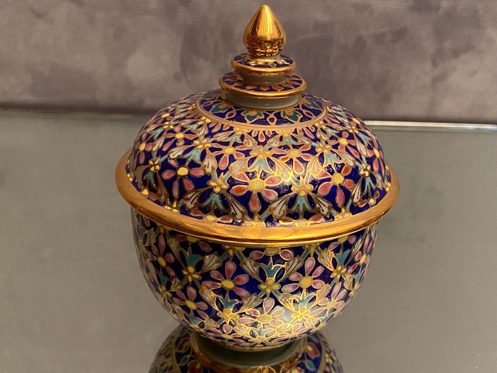 Sucrier bonbonnière pot couvert porcelaine Thaïlande