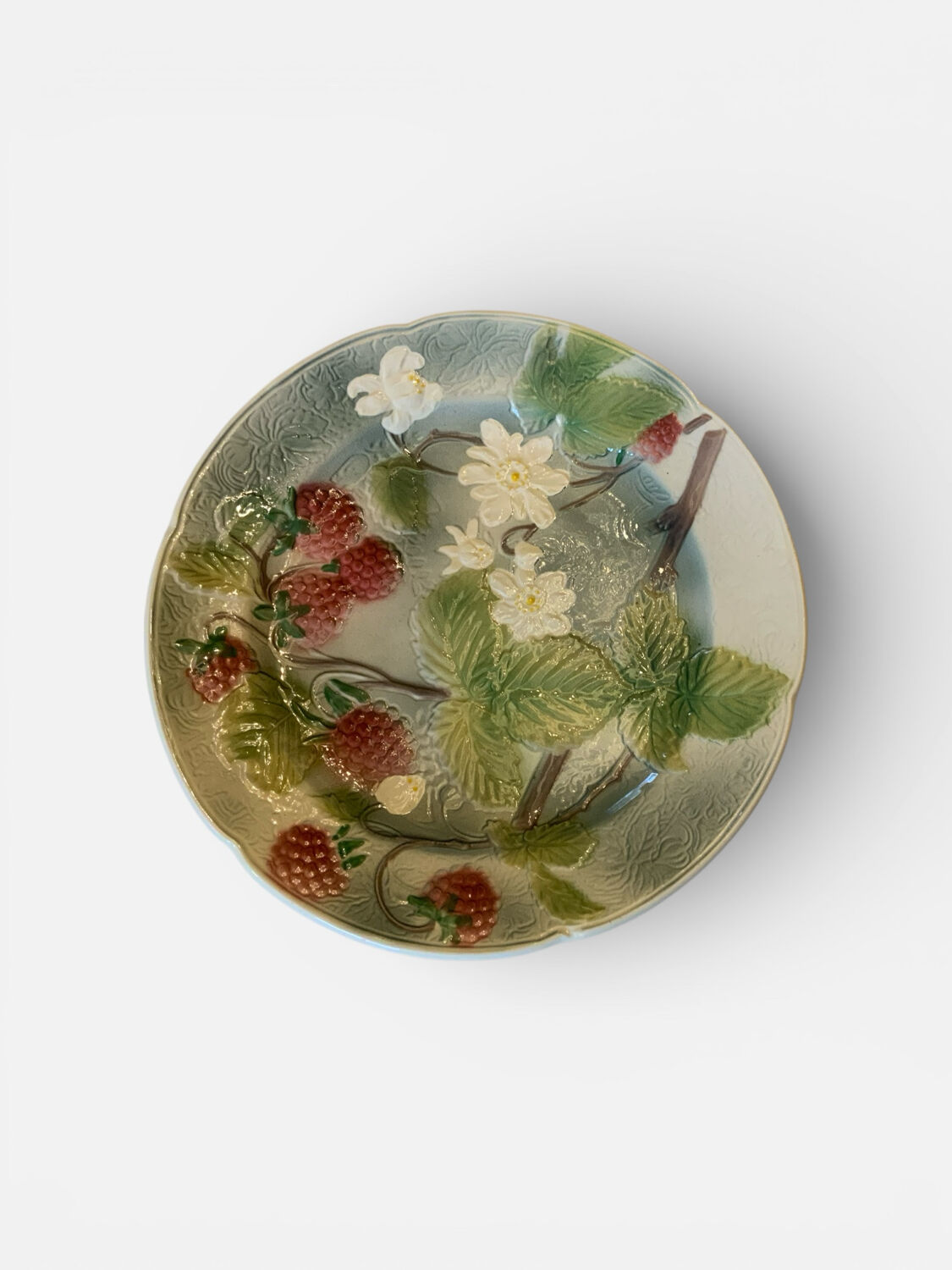 Set of 3 Saint-Clément majolica plates – fruit decoration – 19th century