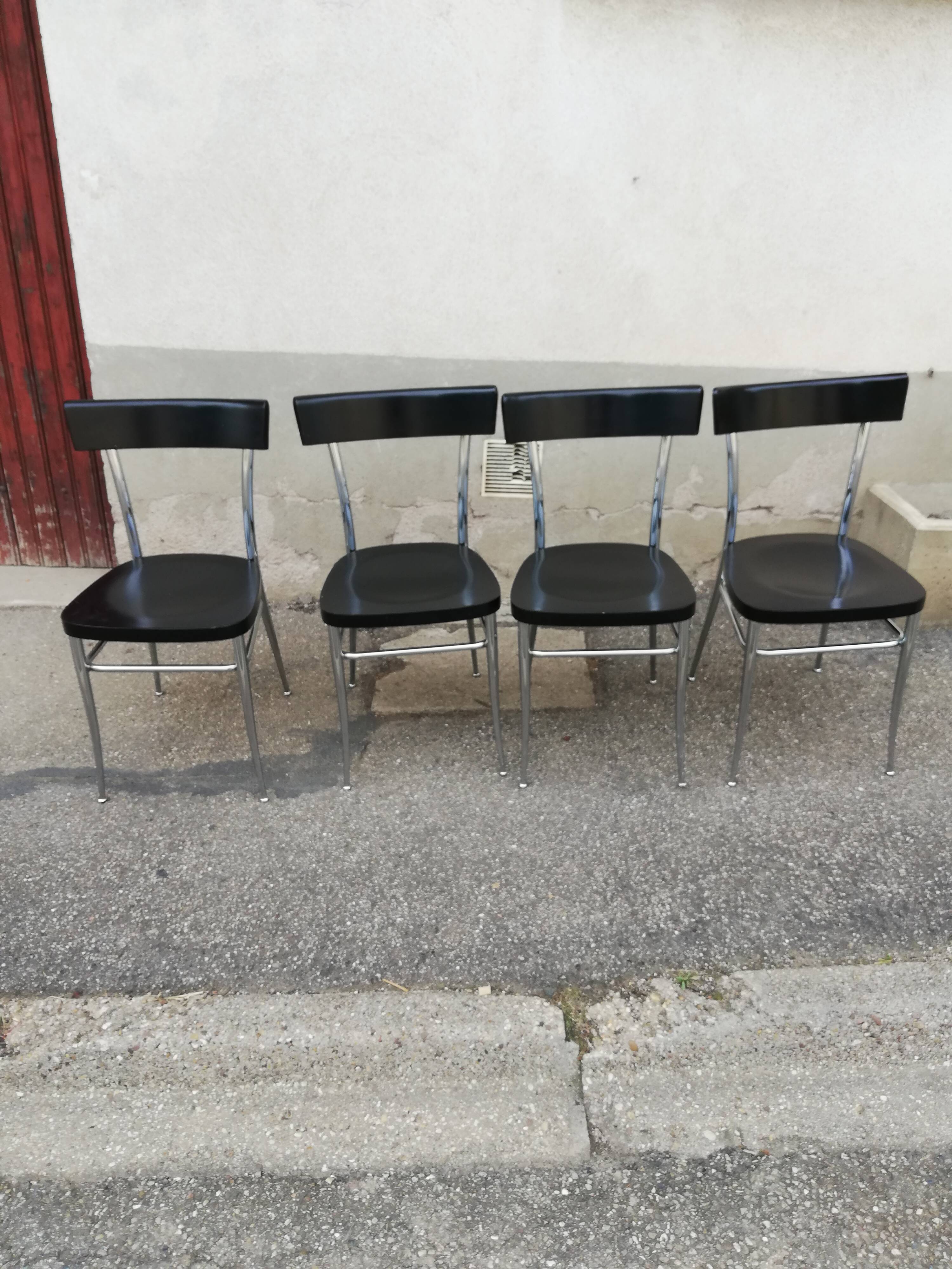 Set of 4 vintage chairs chrome and black wood