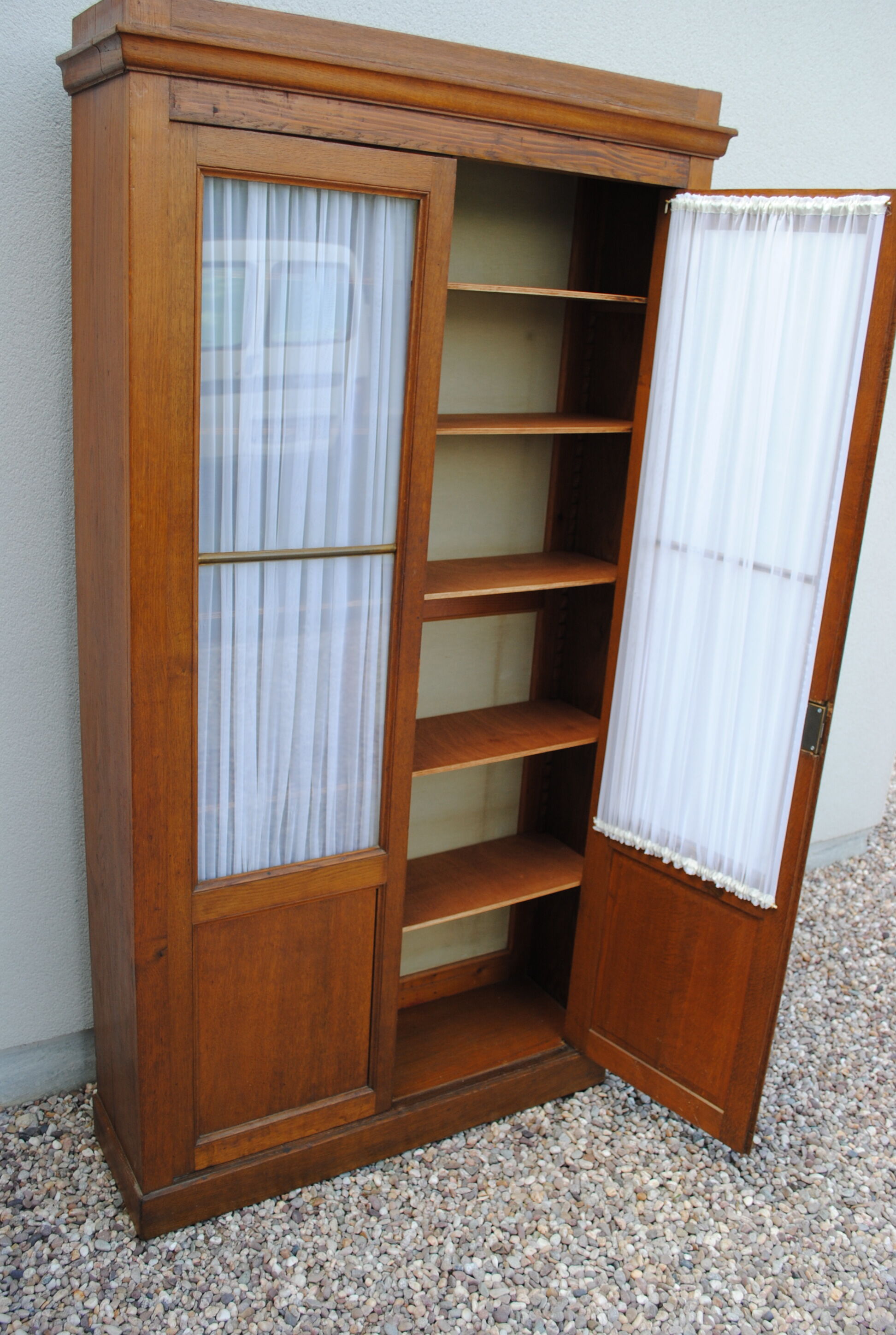 School oak bookcase year 50