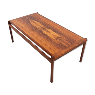 Table low Sven Ivar Dysthe in solid wood