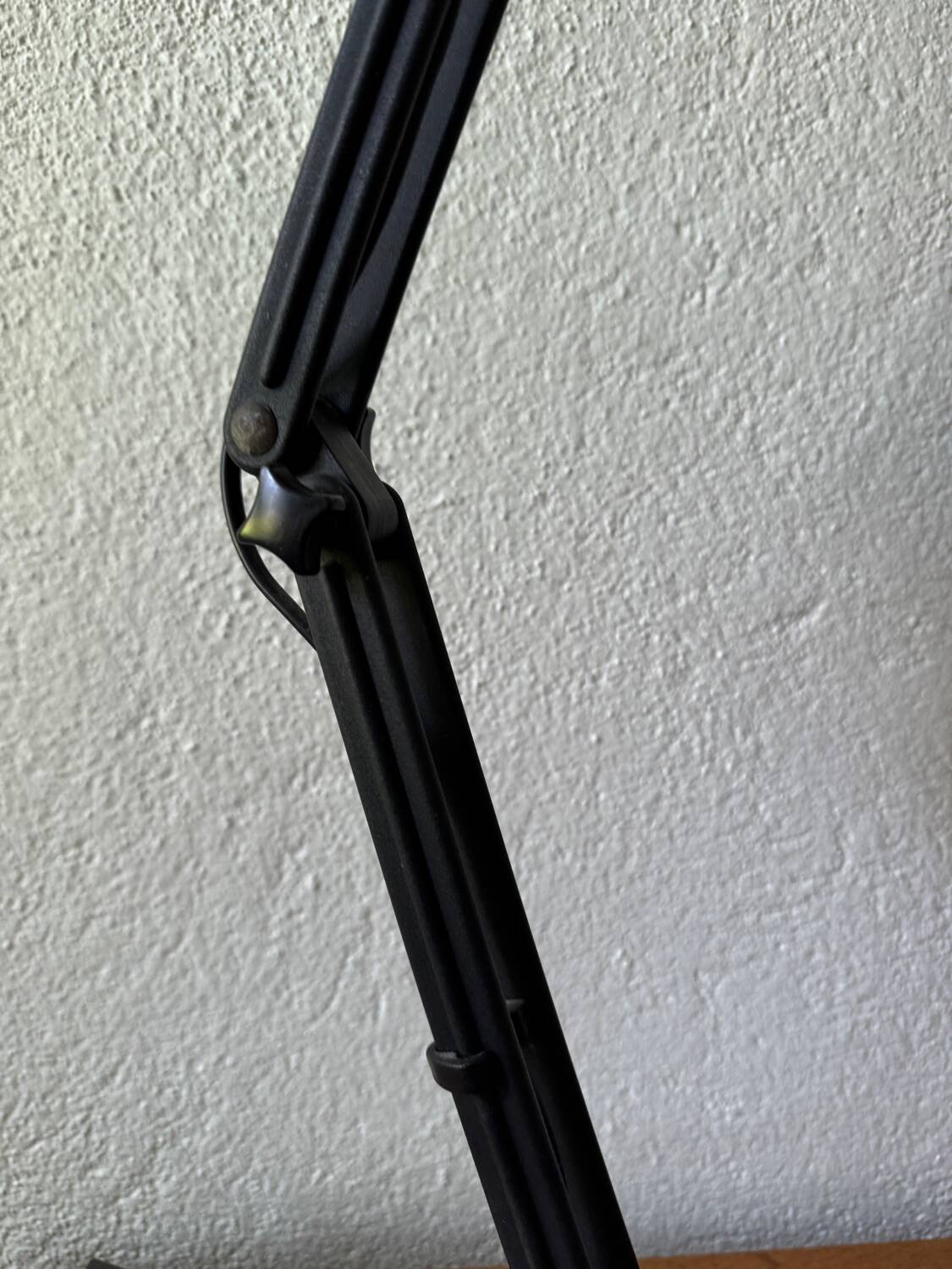 80s Pixar Style Articulated Desk Lamp