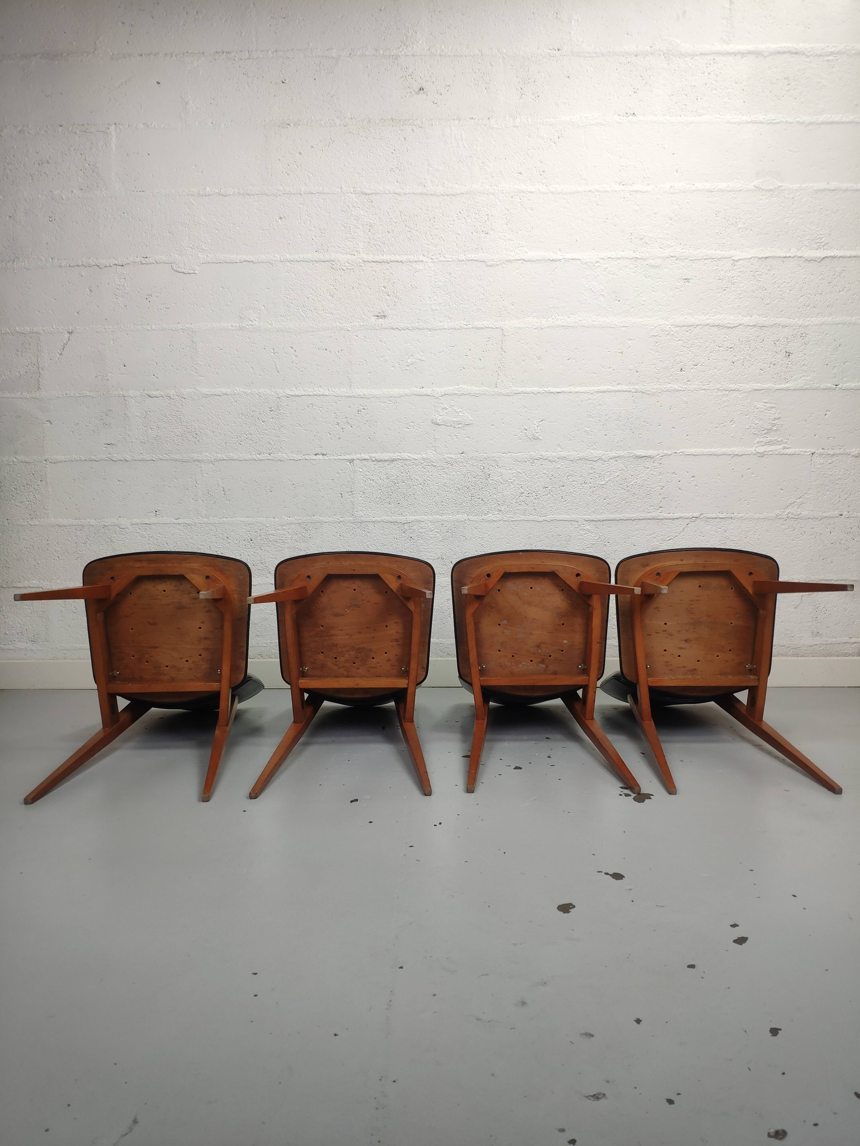 Ensemble de 4 chaises scandinaves