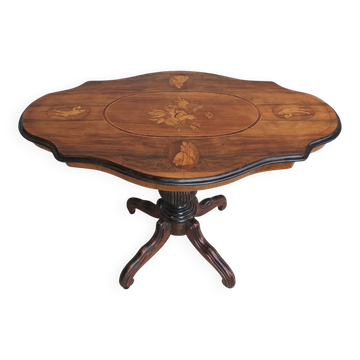 Napoleon III walnut burl table