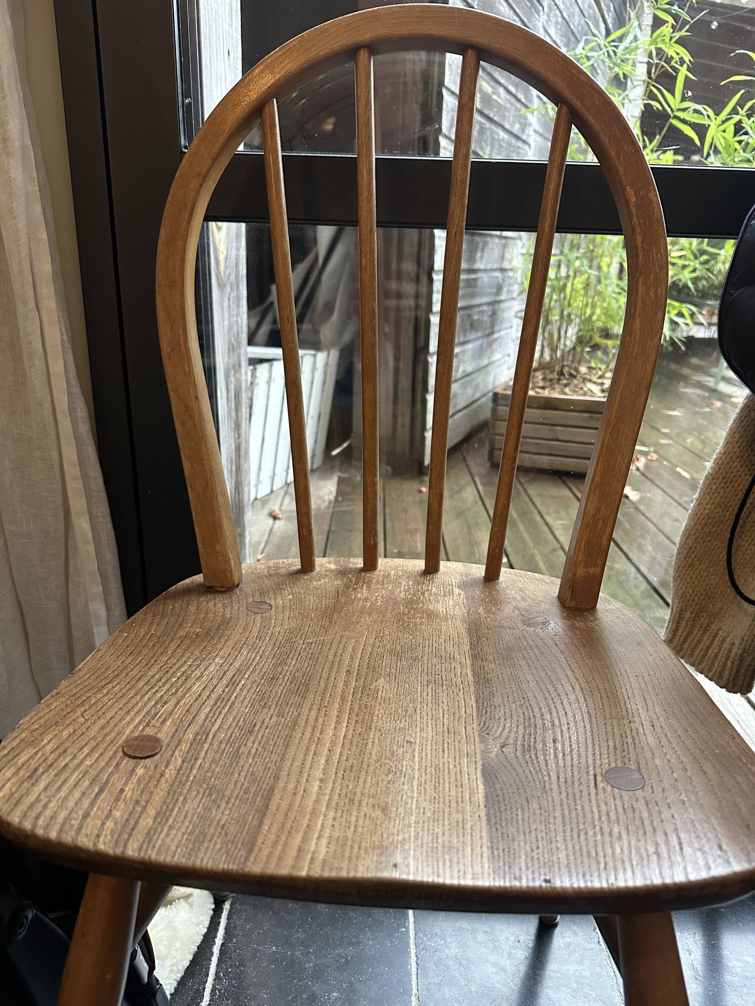 Lot 4 chaises Ercol BS 1960 JH 2056