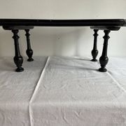 Presentation table of Napoleon III in black lacquered wood, 19th century.