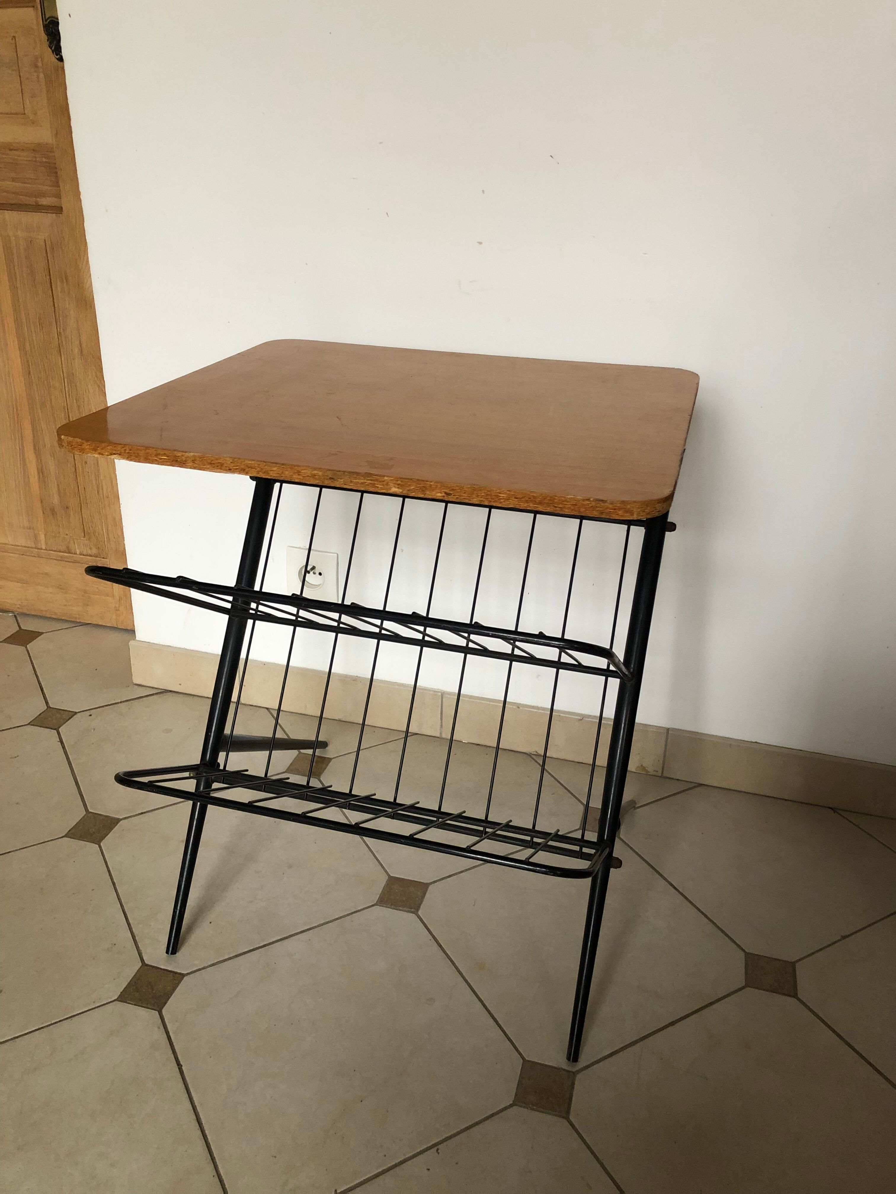 Vintage magazine rack table