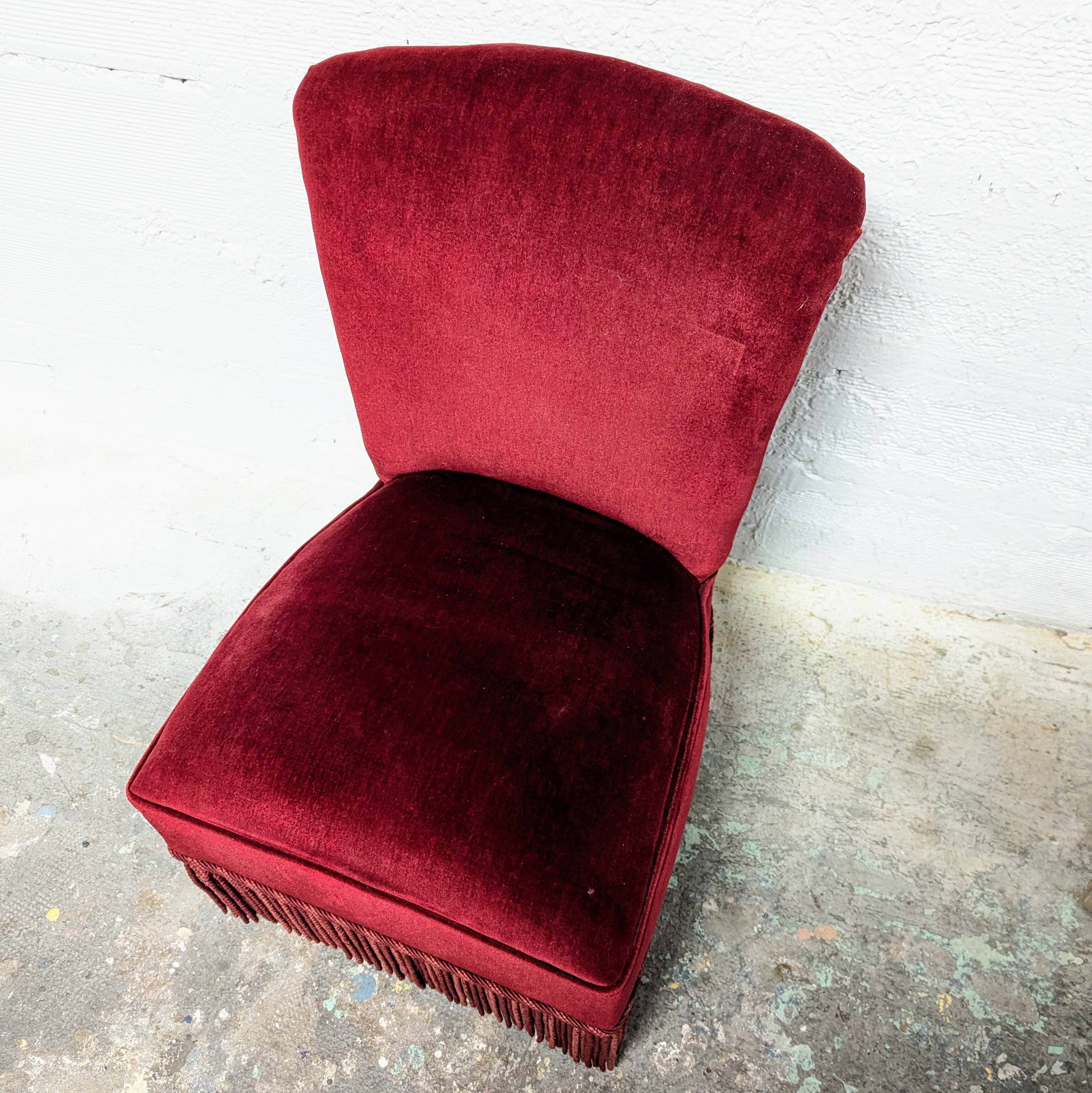 Velvet toad armchair