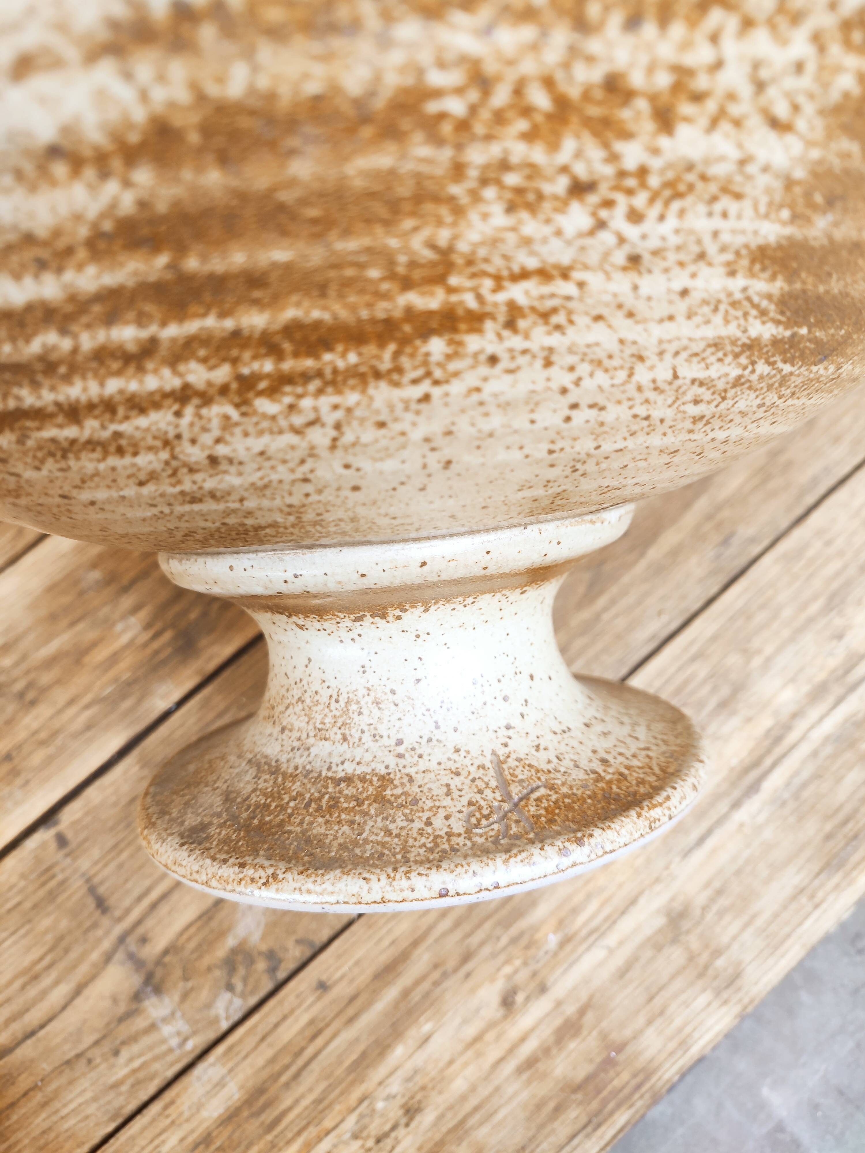 Sandstone cup by Puisaye Nathalie and Christophe Hurtault