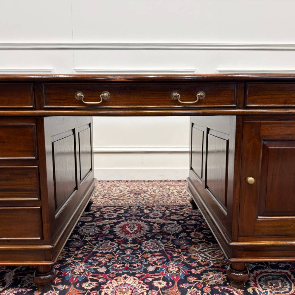 Grand bureau anglais classique