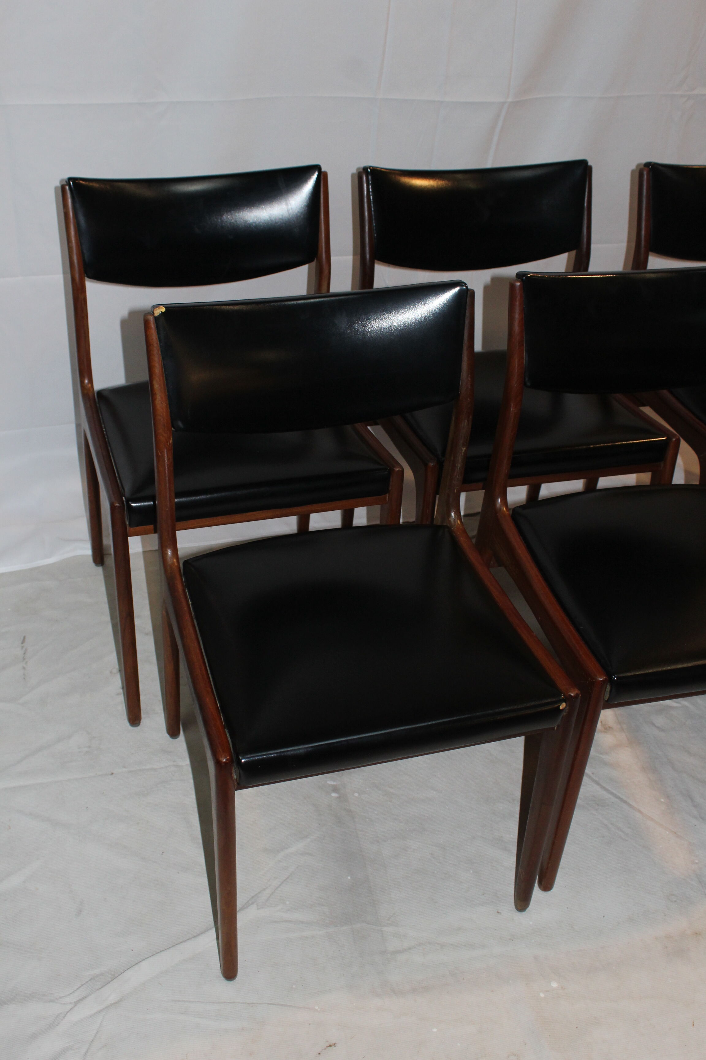 6 vintage scandinavian design chairs