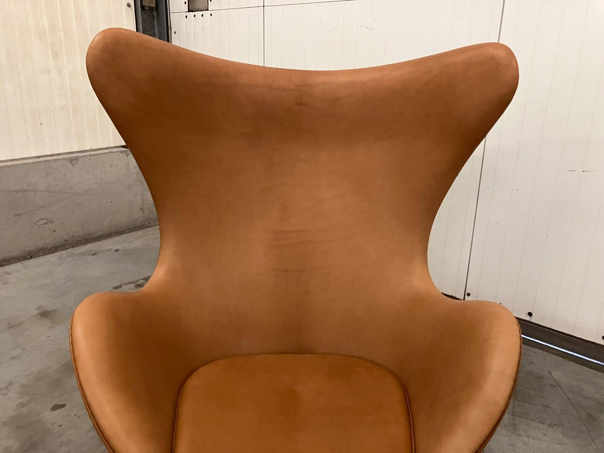 Fritz Hansen Egg Chair 07-'63 Cognac Camel vintage leather NEW CONDITION!!