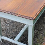 Store table