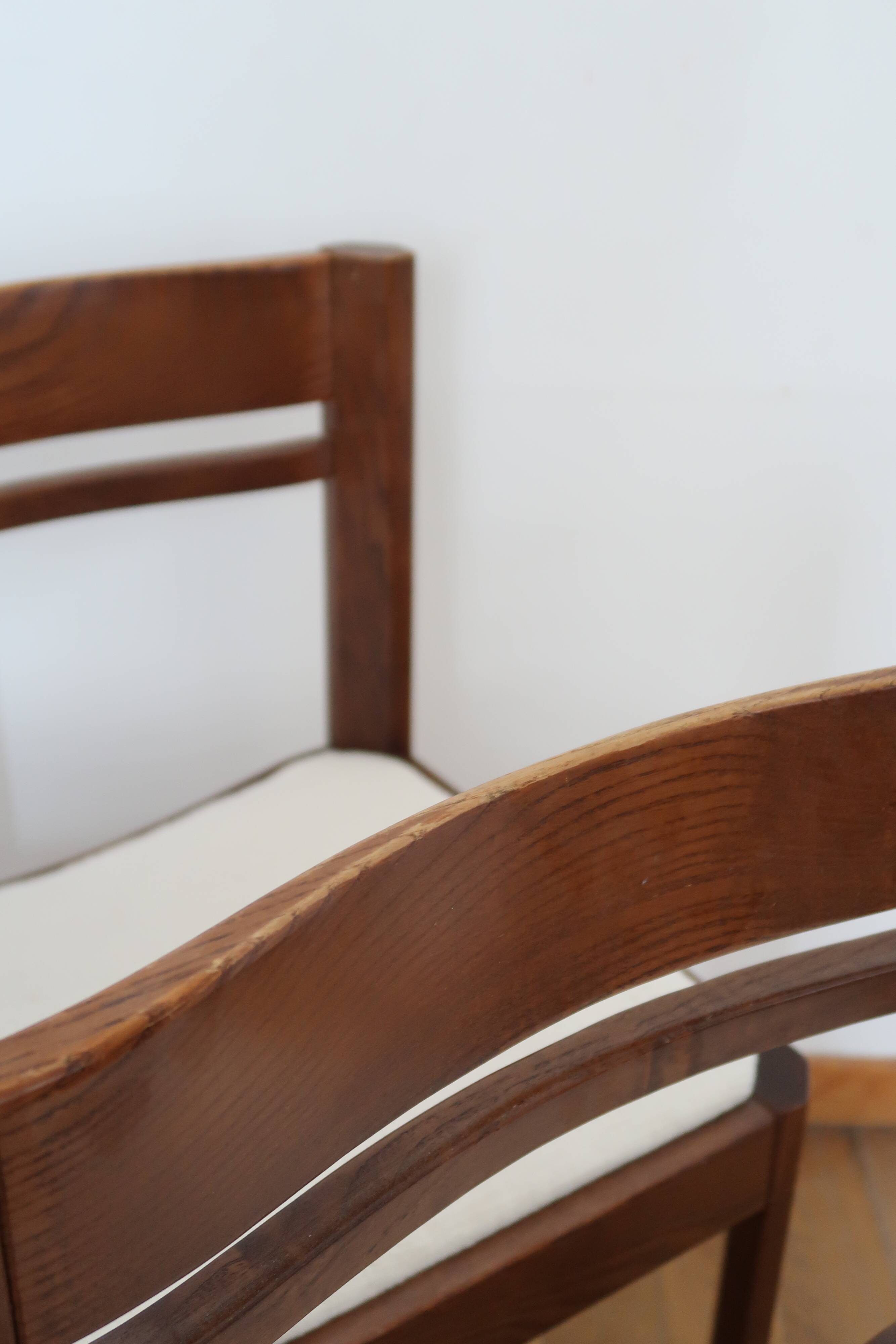 4 modernist cream chairs