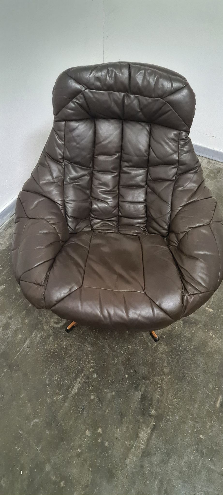 Vintage armchair in Danish design by Bramin
