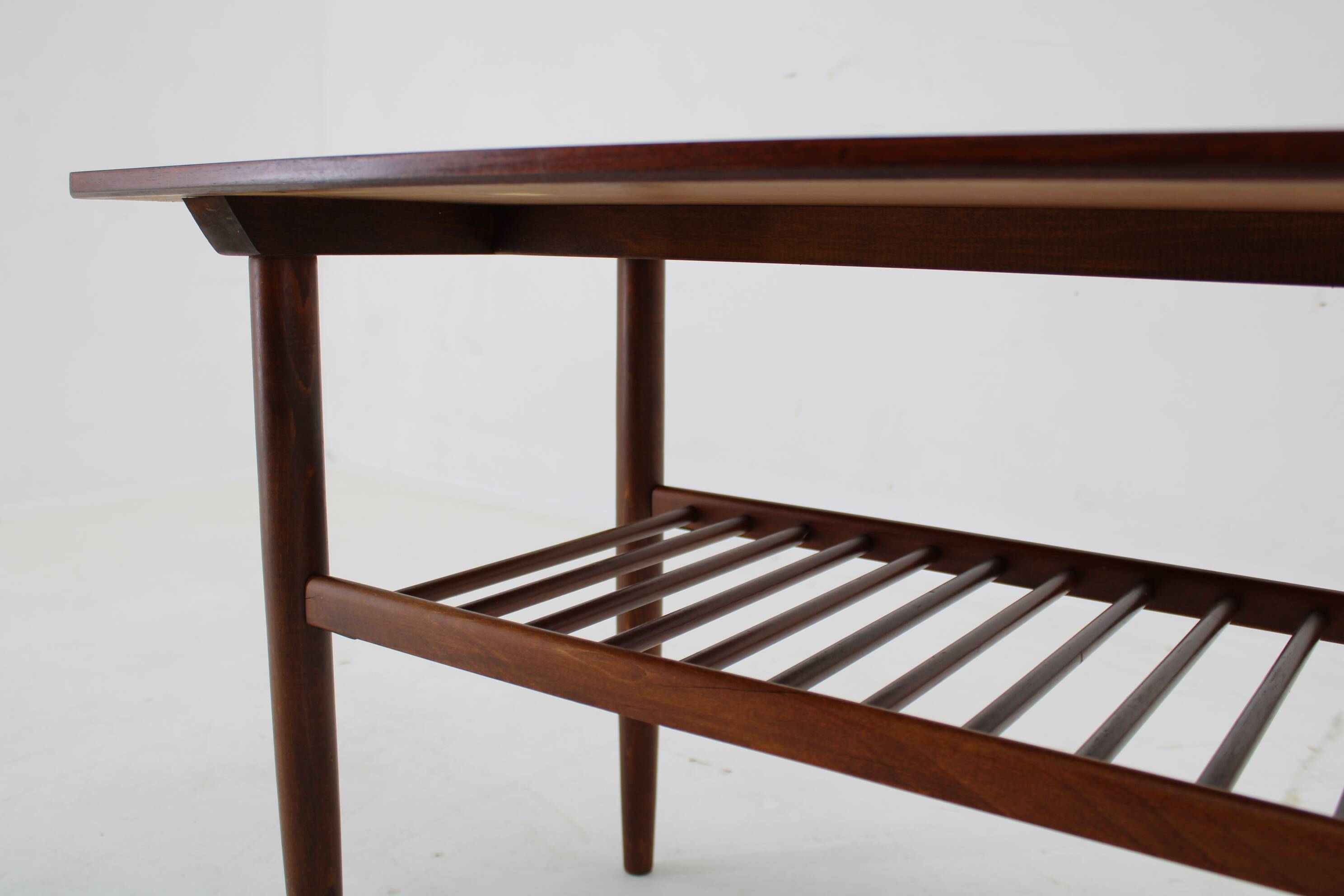 Table basse danoise en teck des années 1960