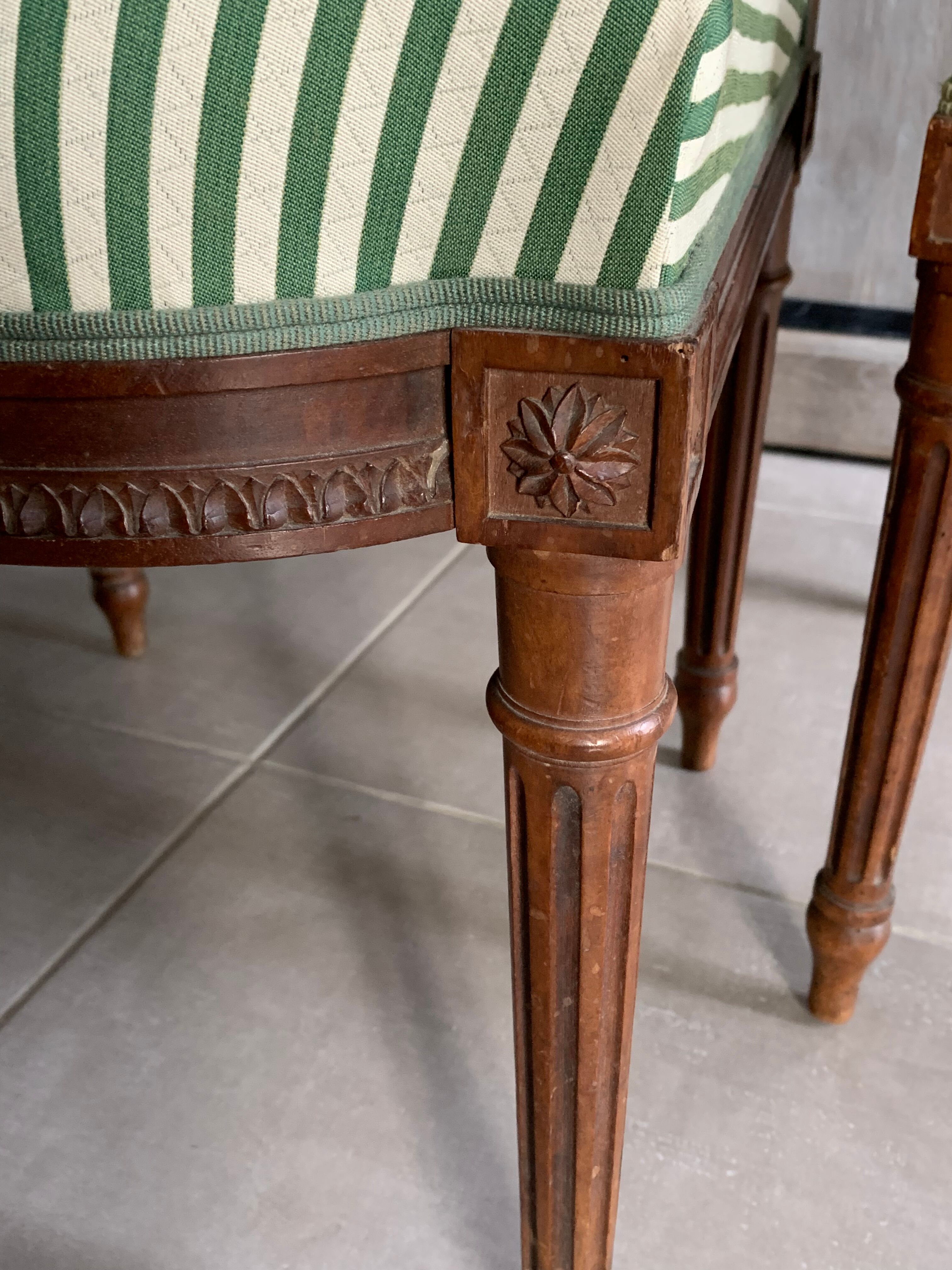 4 antique Louis XVI style chairs