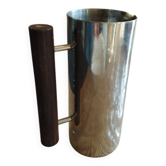 Stainless steel pitcher