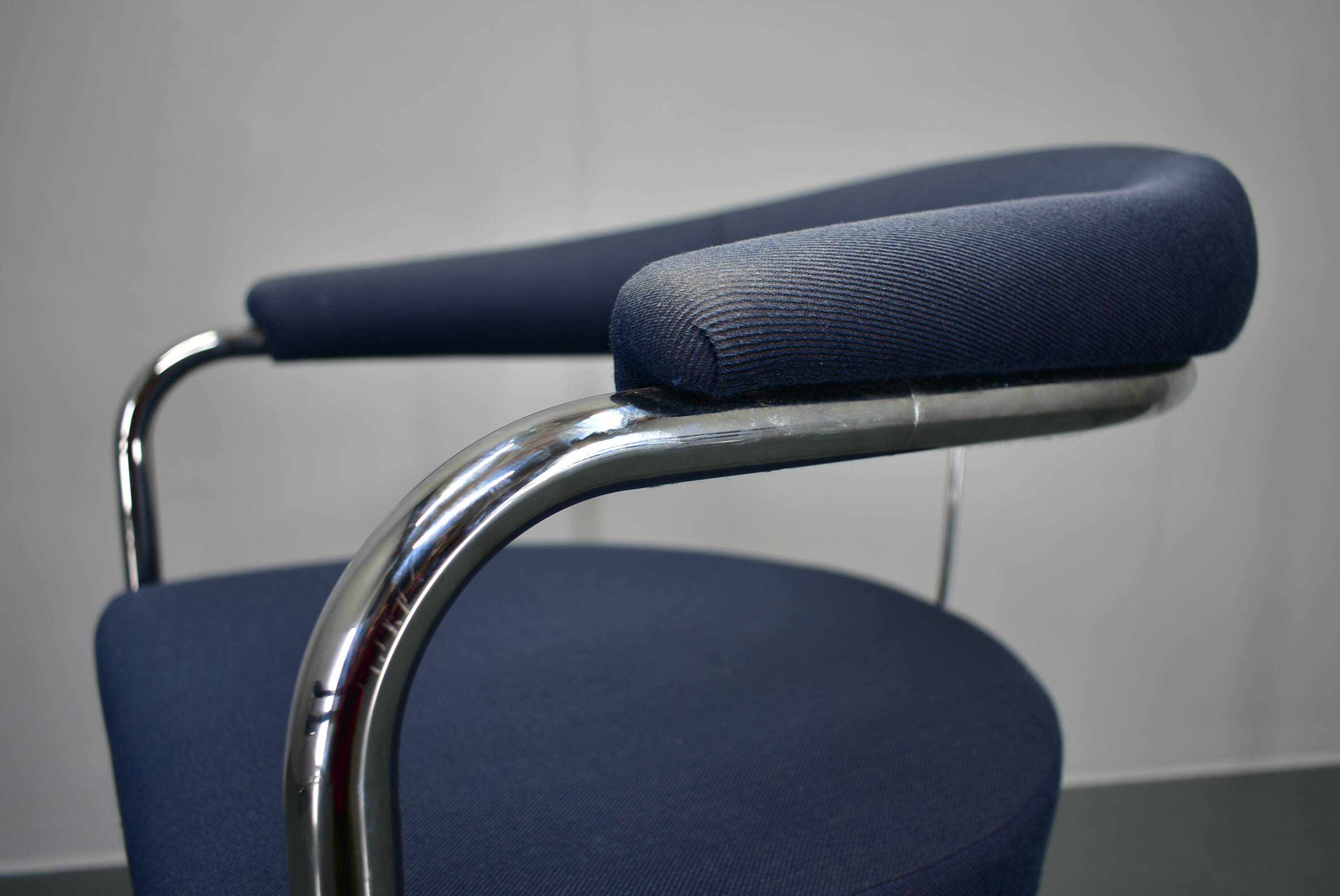 Anton Lorenz for Thonet "Ss33" Set of 4 chrome Armchairs in blue fabric , 1970s