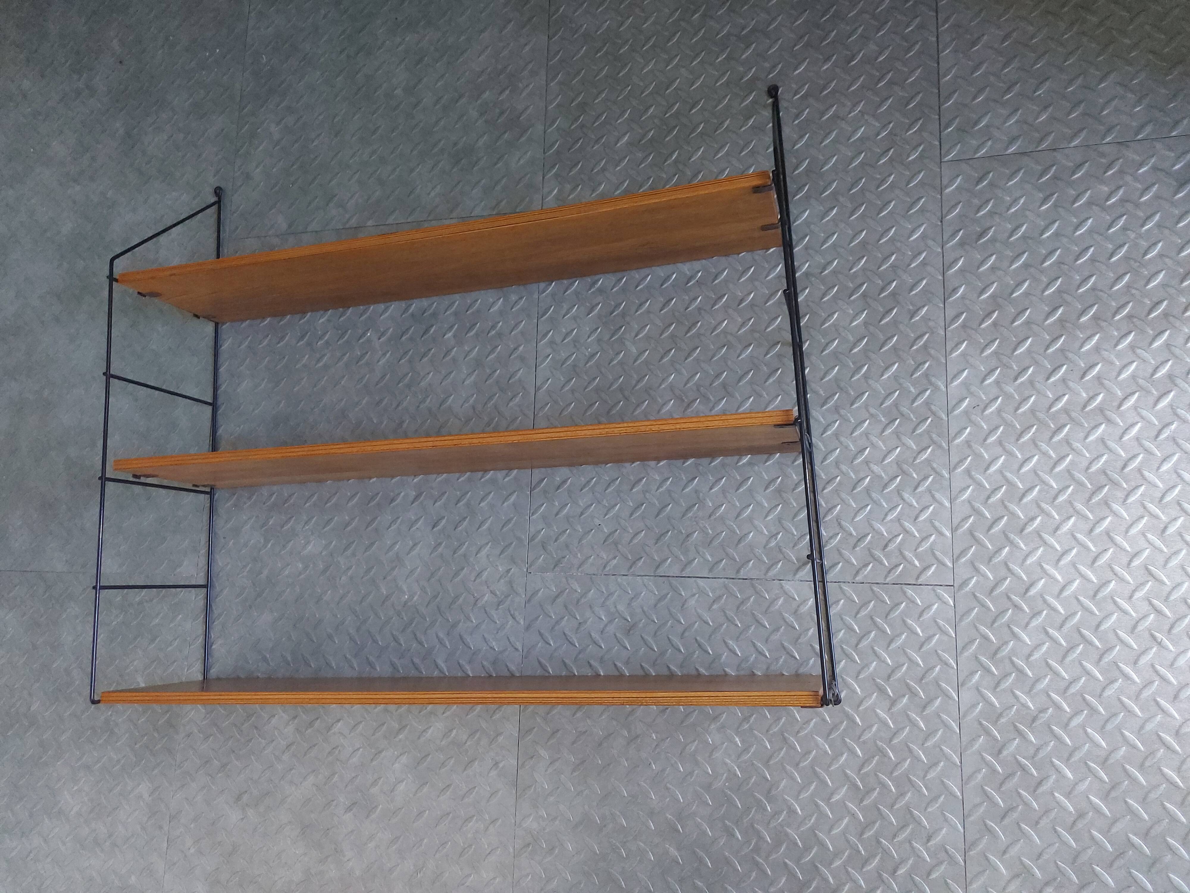 String shelves, 50's