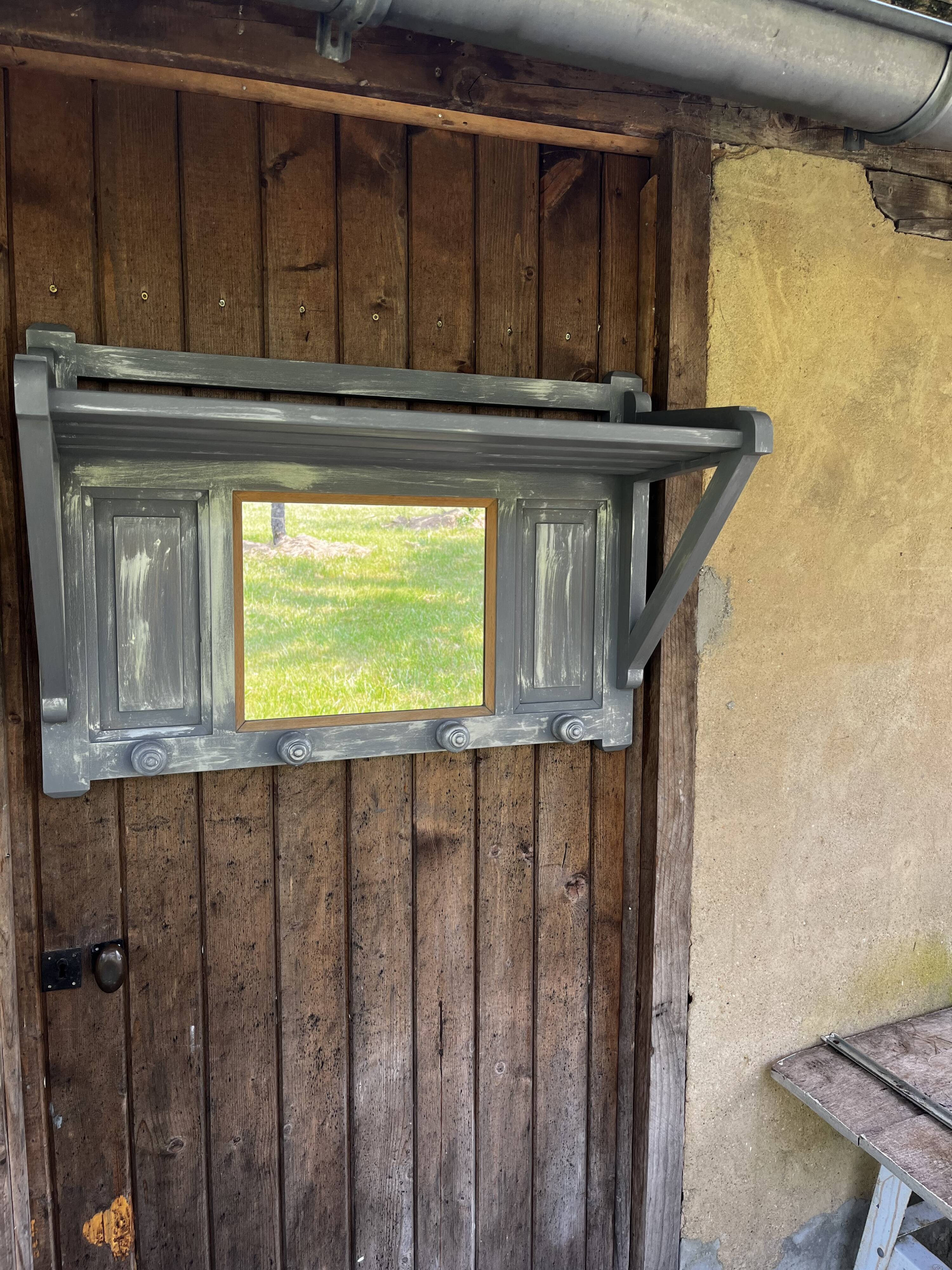 Wooden wall coat rack 4 pateres