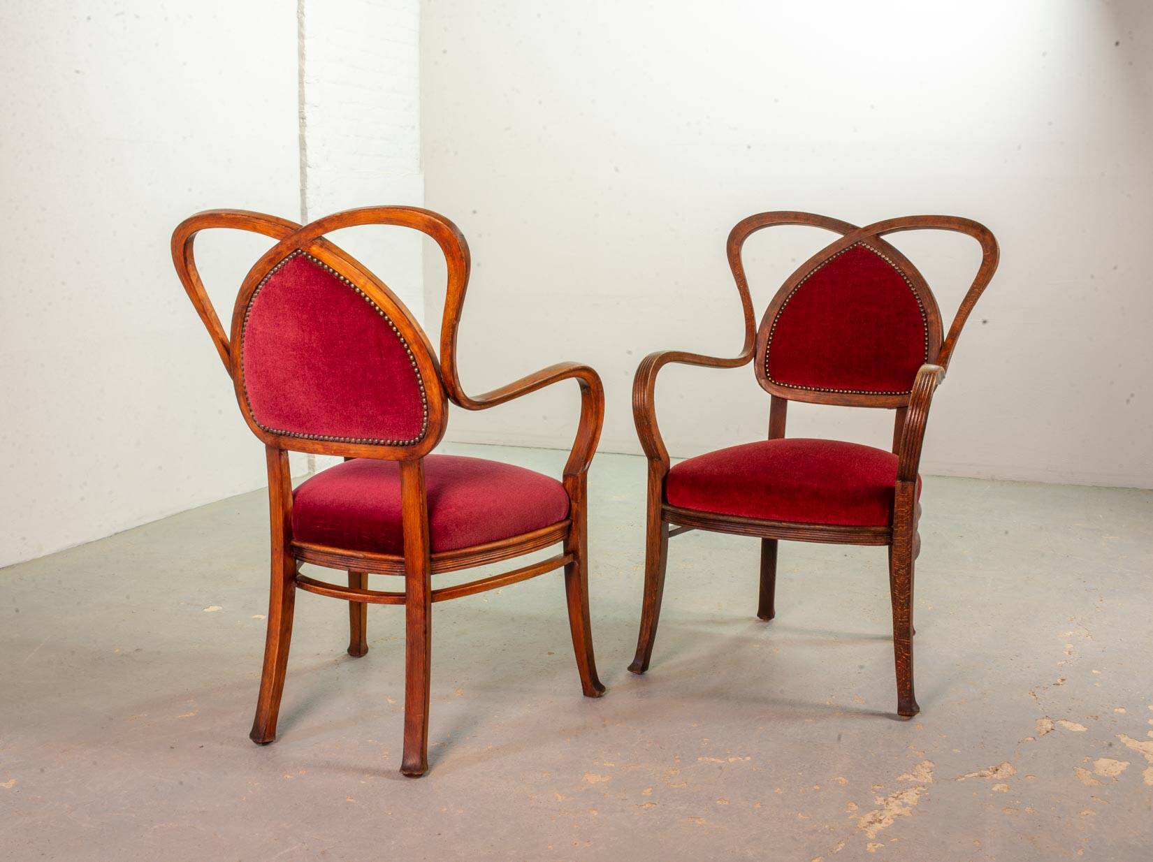 Red Velvet Heartshaped Wooden Vintage Design Side Chairs. Set of 2. 1950s