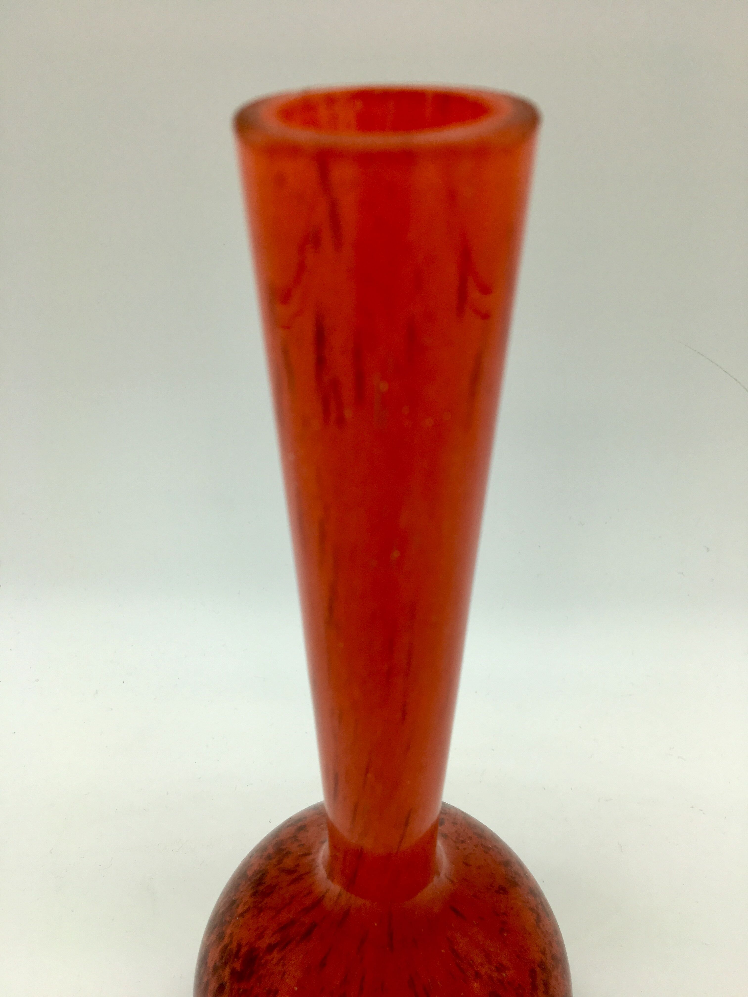 Vintage burgundy red soliflore vase in the 70