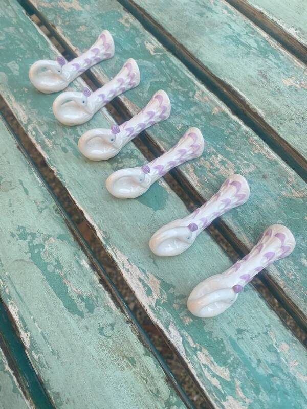 Vintage knife holder