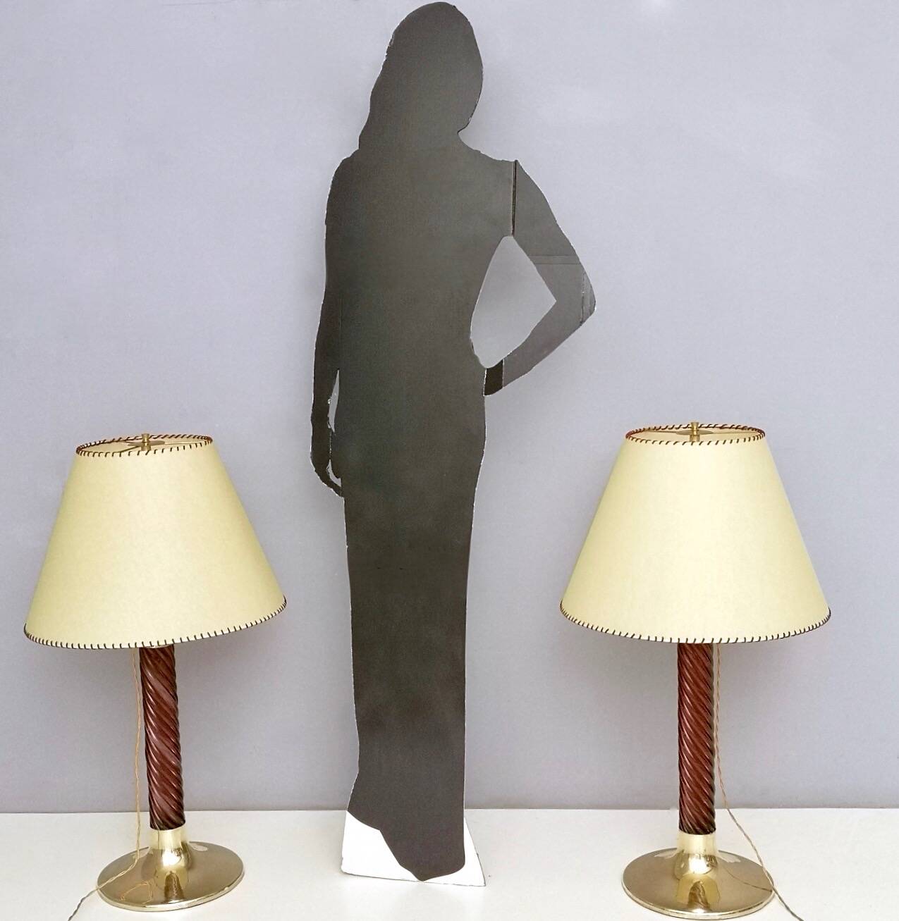 Burgundy Plexiglass and Brass Table Lamps by F. Loffredo, Italy 1980s