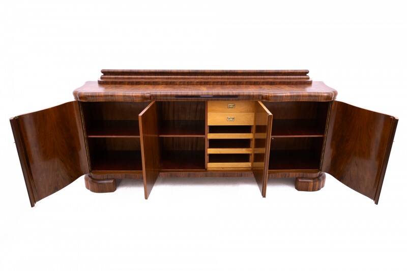 Grande commode Art déco des années 1940, Pologne. Après restauration.