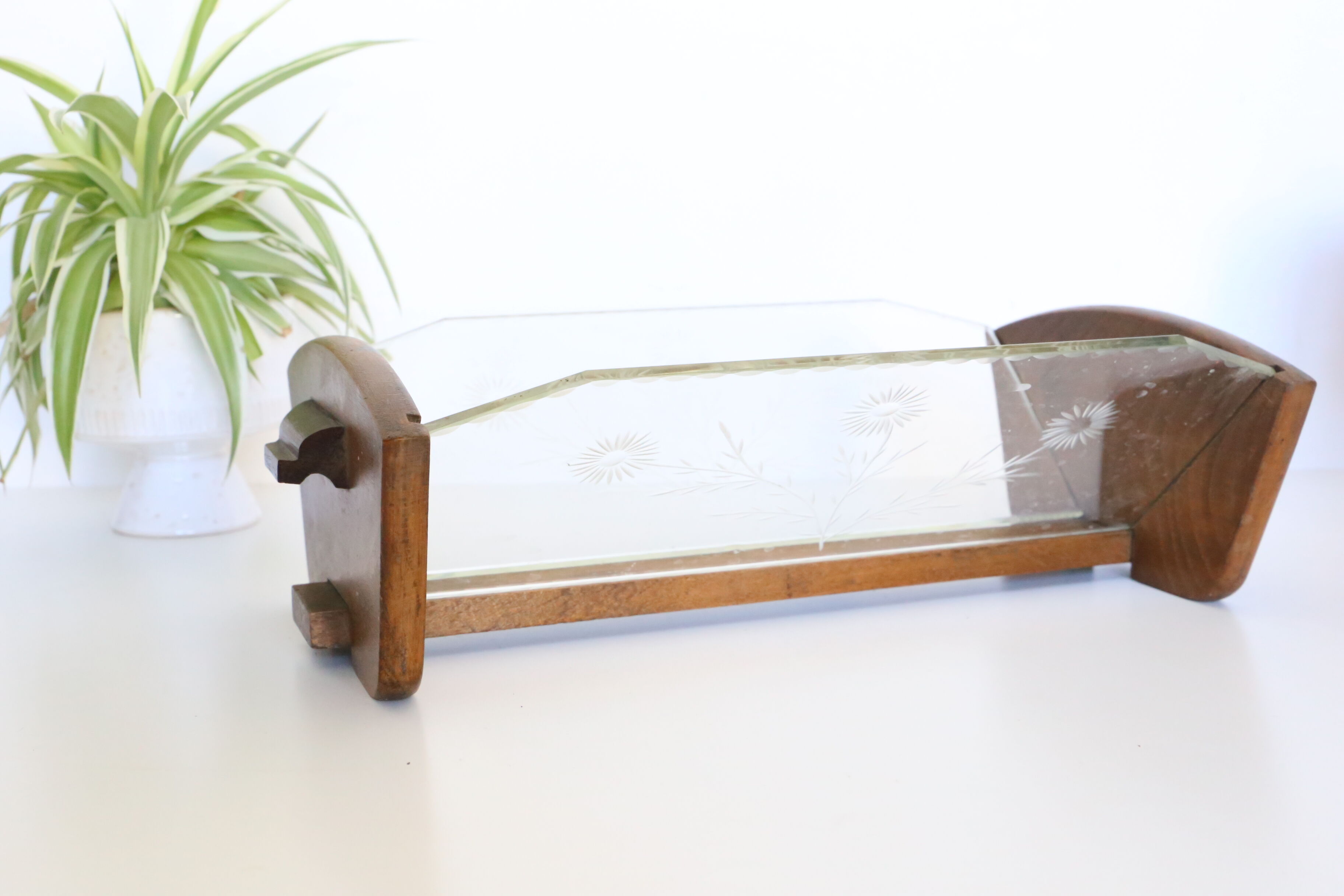 Trinket bowl wooden and glass with chiseled ornaments