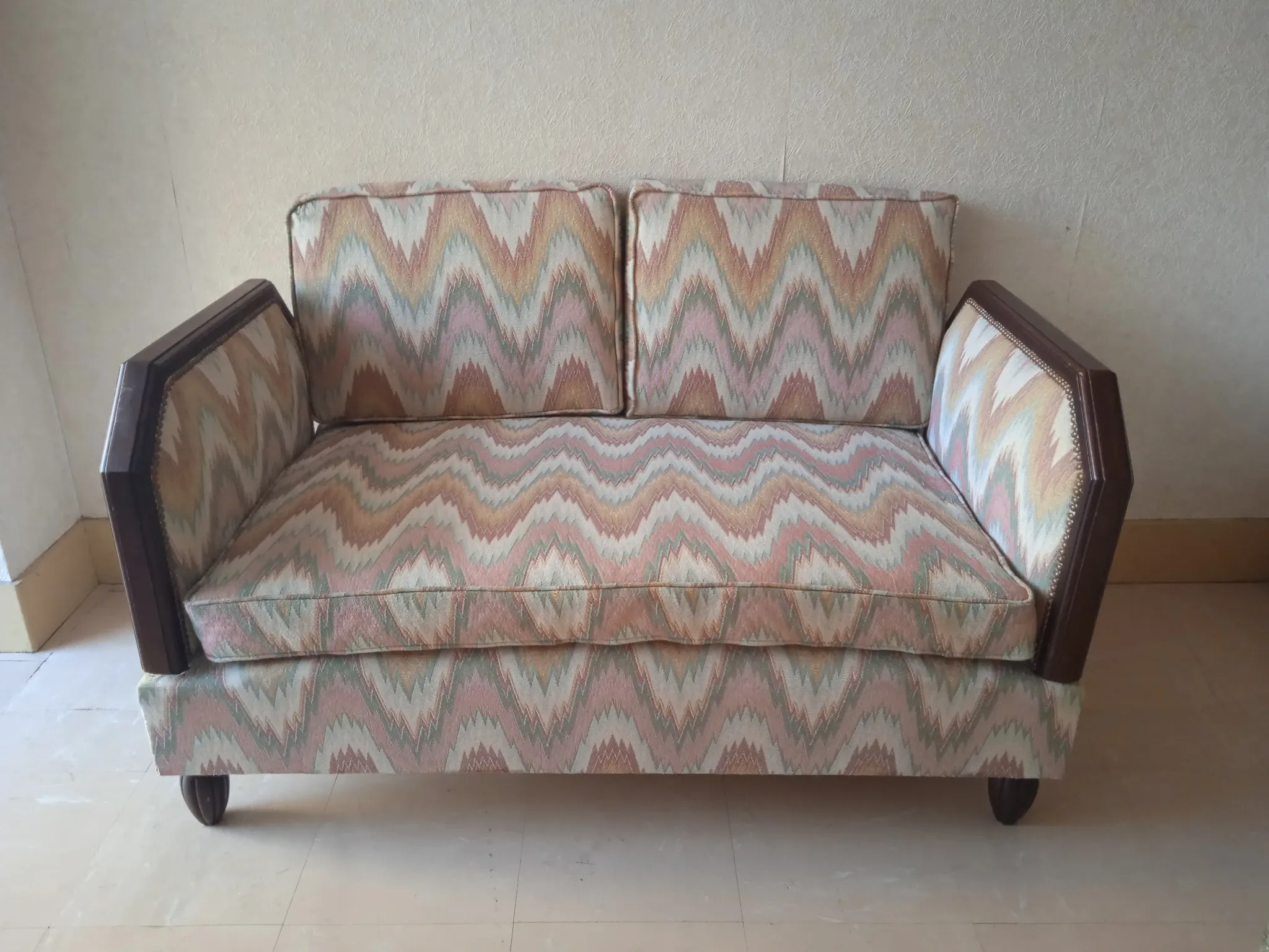 Hirondelle Bench