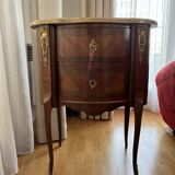 Louis XV chest of drawers in marquetry and gilded bronze, marble top