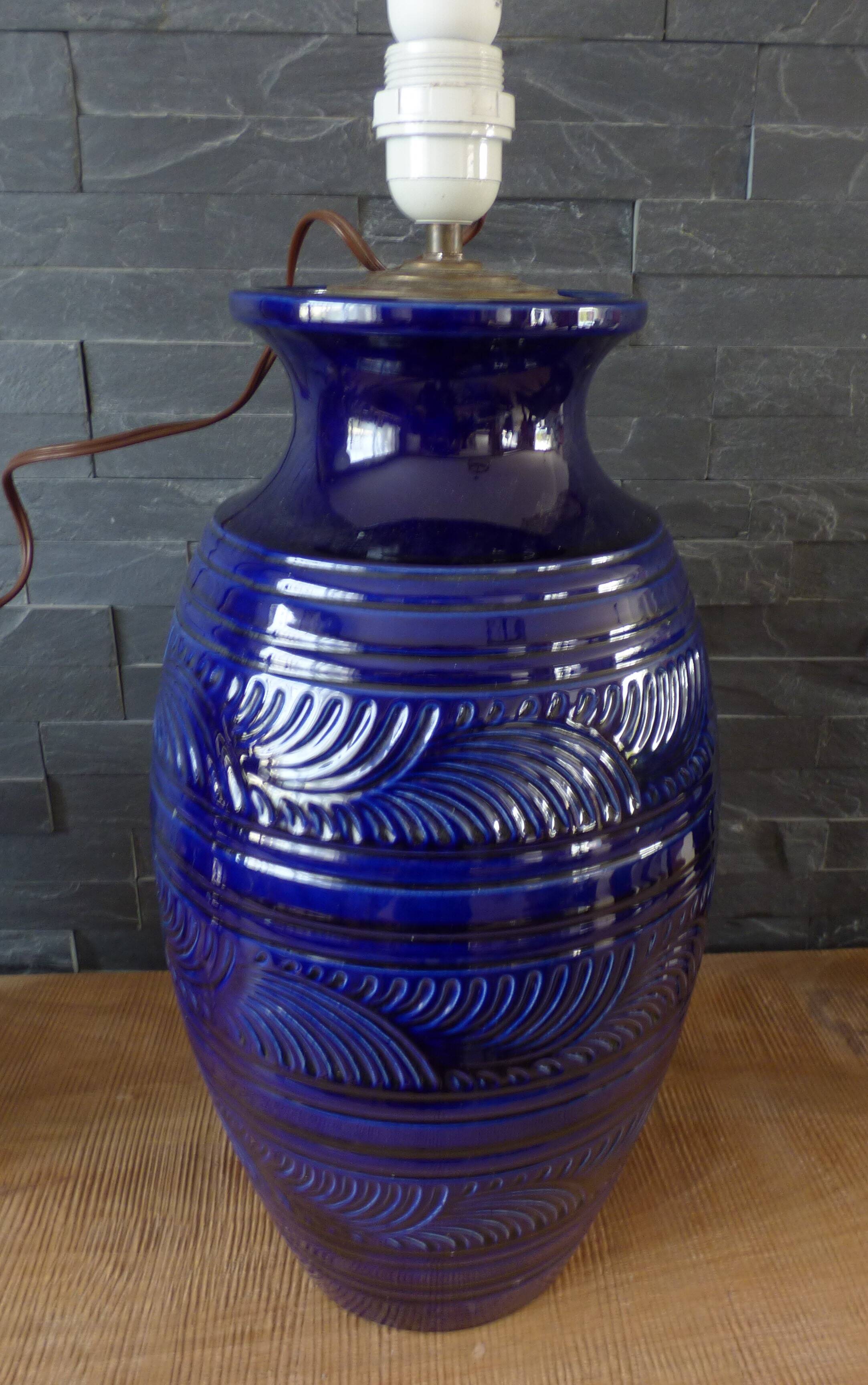 Large blue earthenware lamp base signed ST Clément France Plume 815-2 – Excellent condition