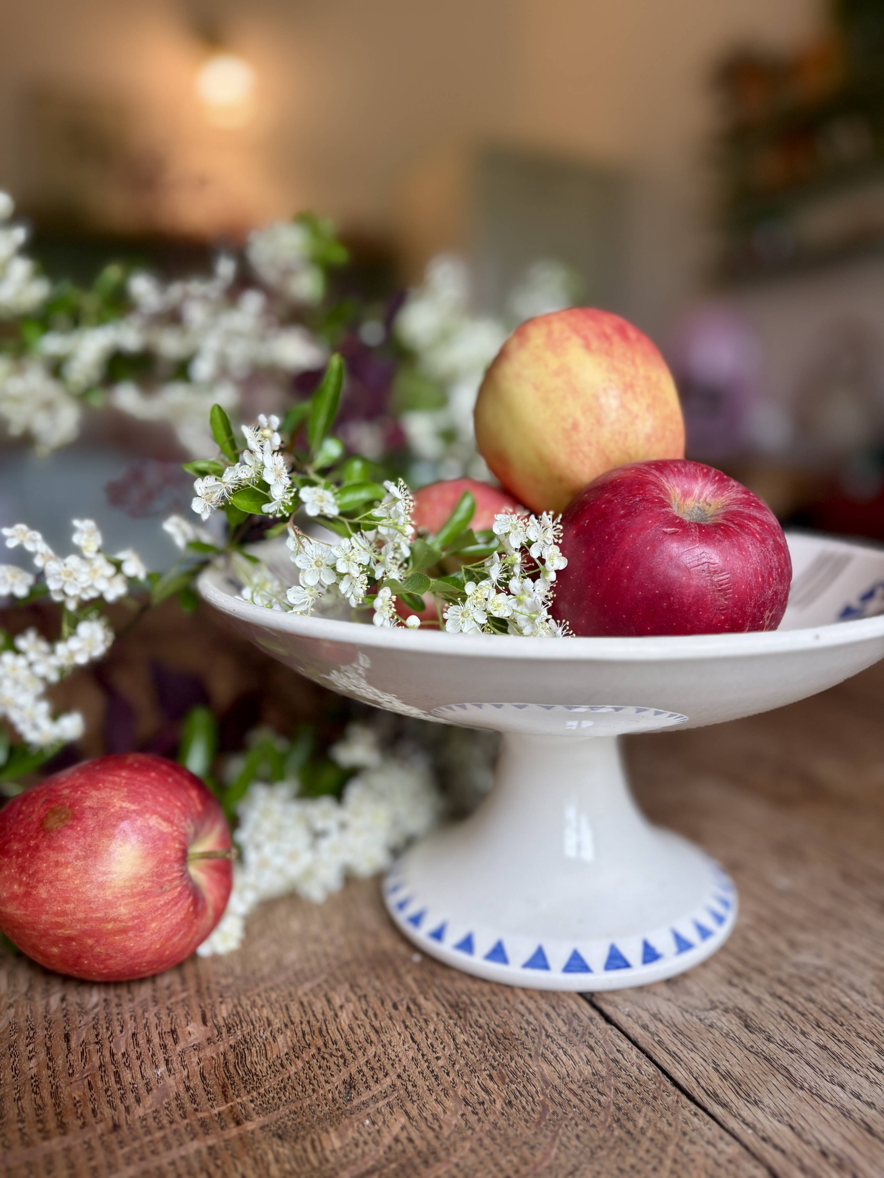 Compote dish or antique footed plate in ironstone - Laval -