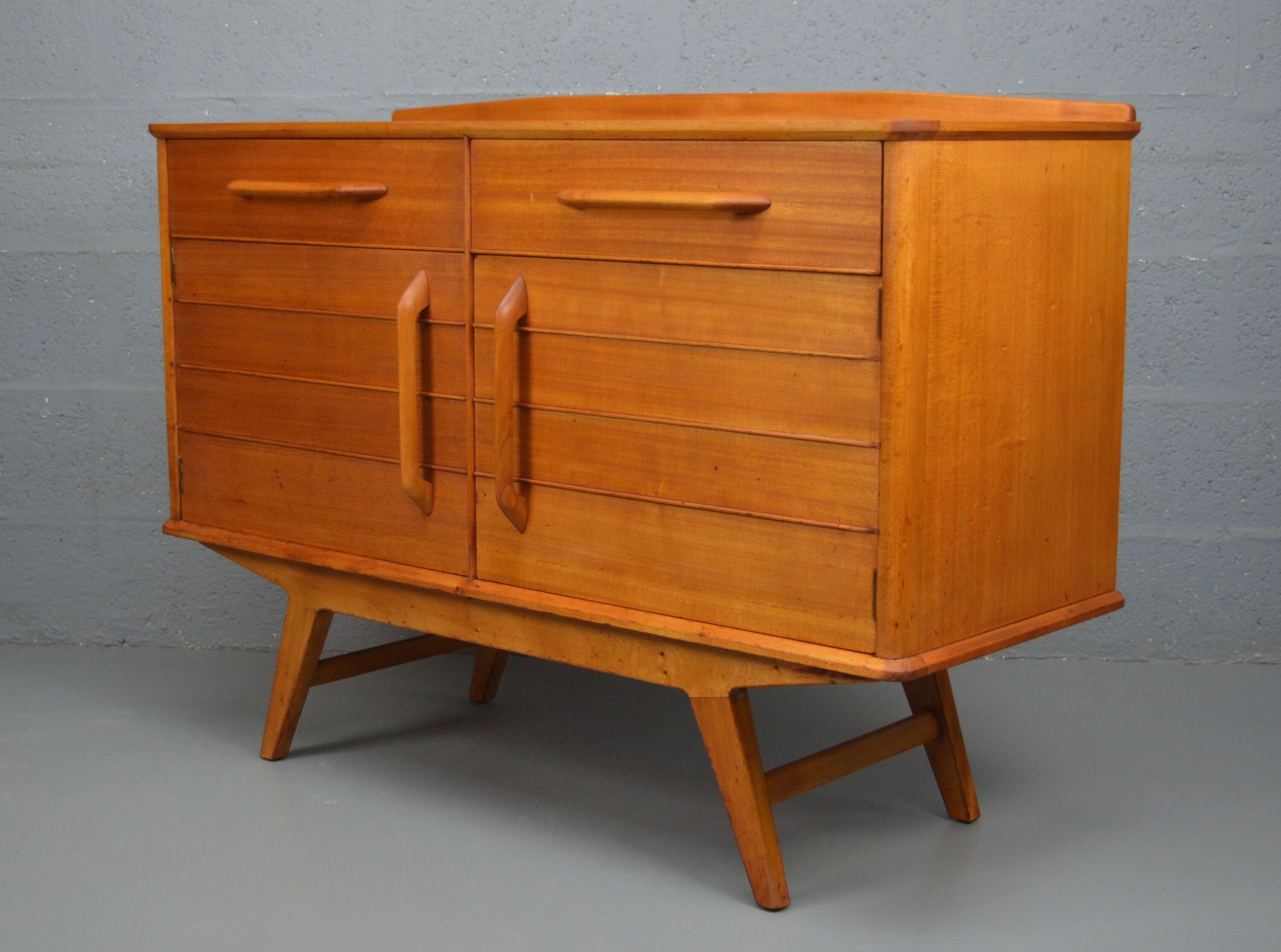 Buffet vintage Ercol Windsor