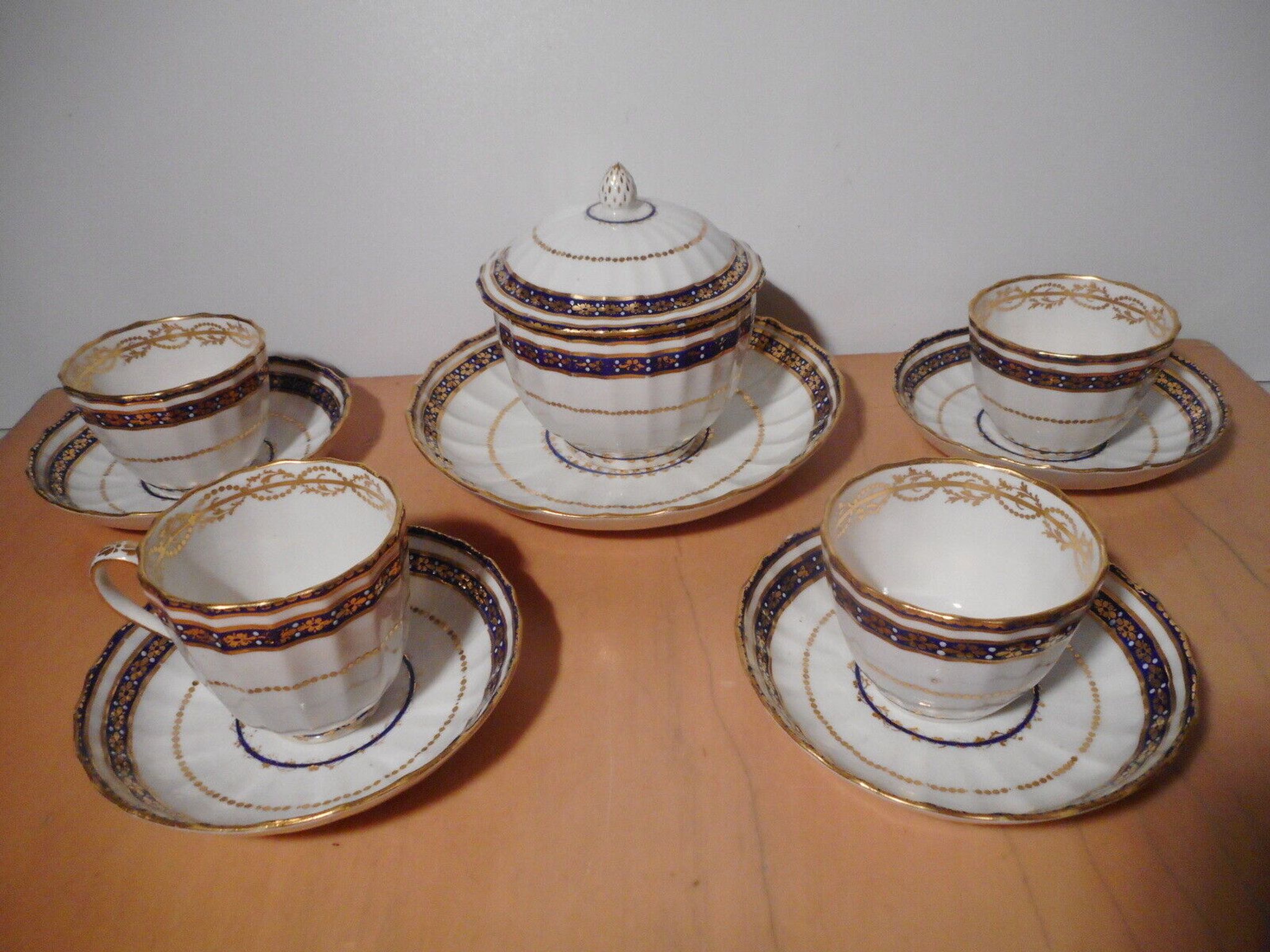 English porcelain cup service ROYAL CROWN DERBY 19th century